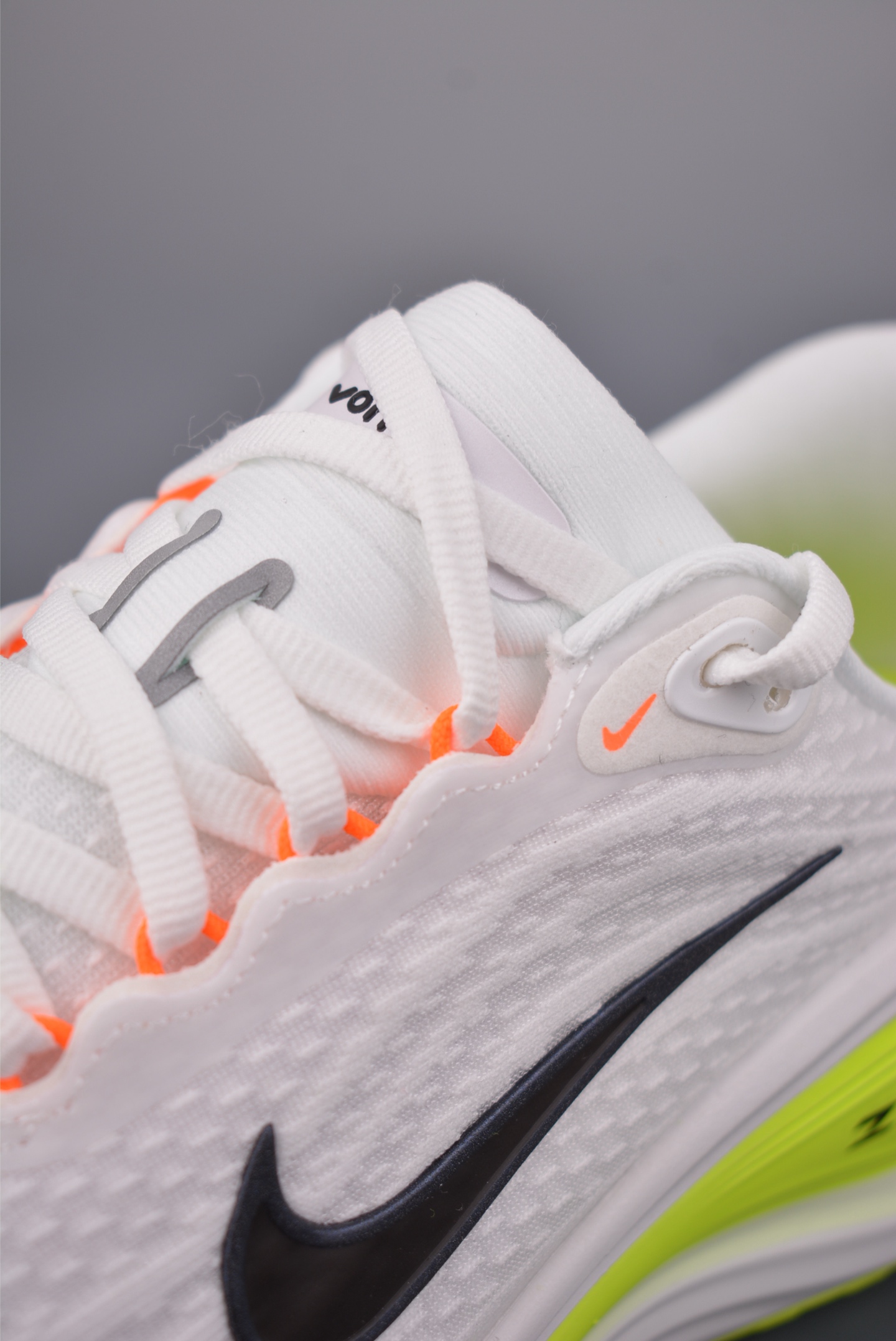 Nike Air Zoom Vomero Plus HV8150-120-Top High Quatity Cheap Sneakers Fashion Clothing Clothes Bags handbags Shoes of all Brand wholesale With The best Quality And Beautiful Price from China Factory Chinese suppliers wholesaler seller Nike Air Zoom Vomero Plus HV8150-120