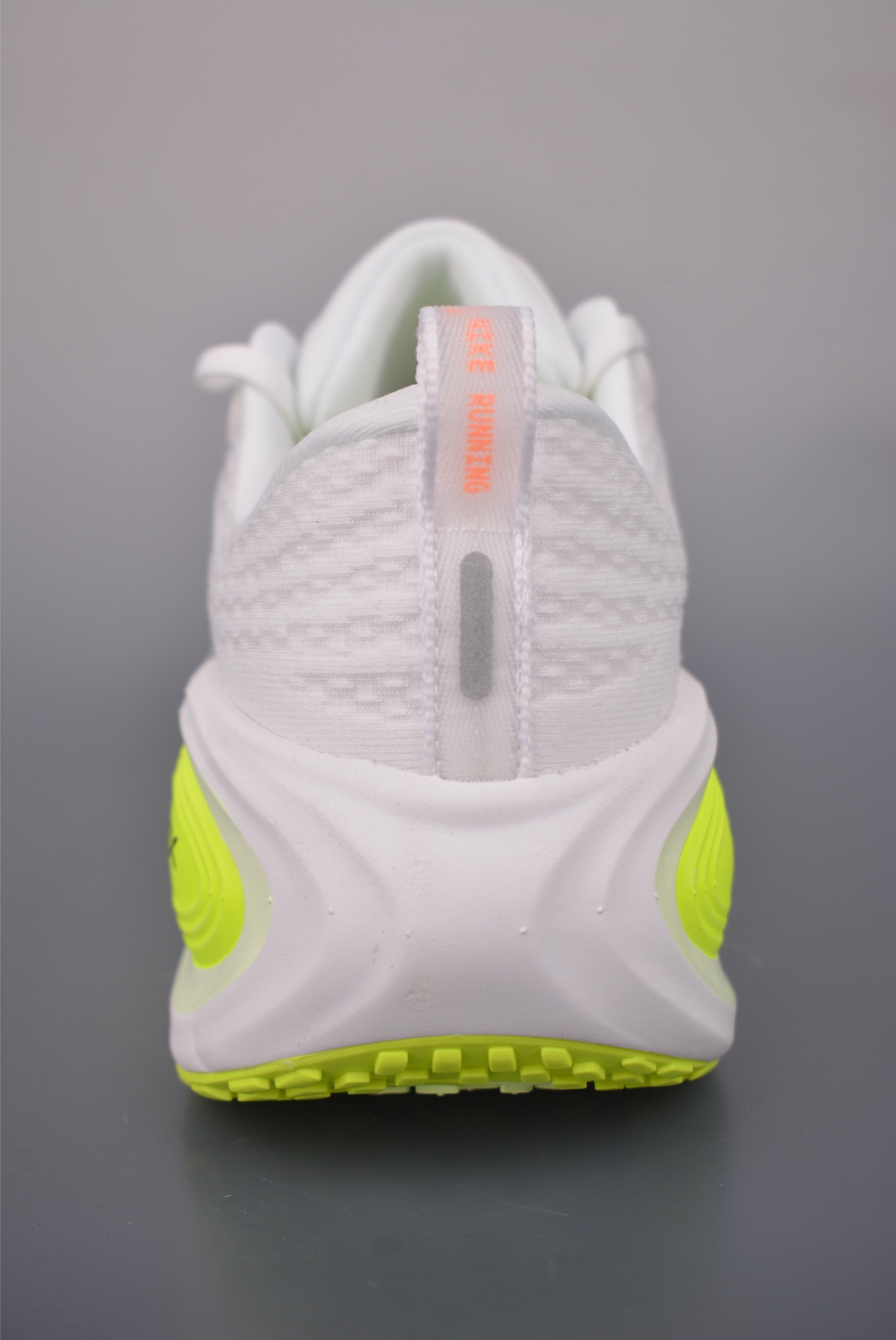 Nike Air Zoom Vomero Plus HV8150-120-Top High Quatity Cheap Sneakers Fashion Clothing Clothes Bags handbags Shoes of all Brand wholesale With The best Quality And Beautiful Price from China Factory Chinese suppliers wholesaler seller Nike Air Zoom Vomero Plus HV8150-120