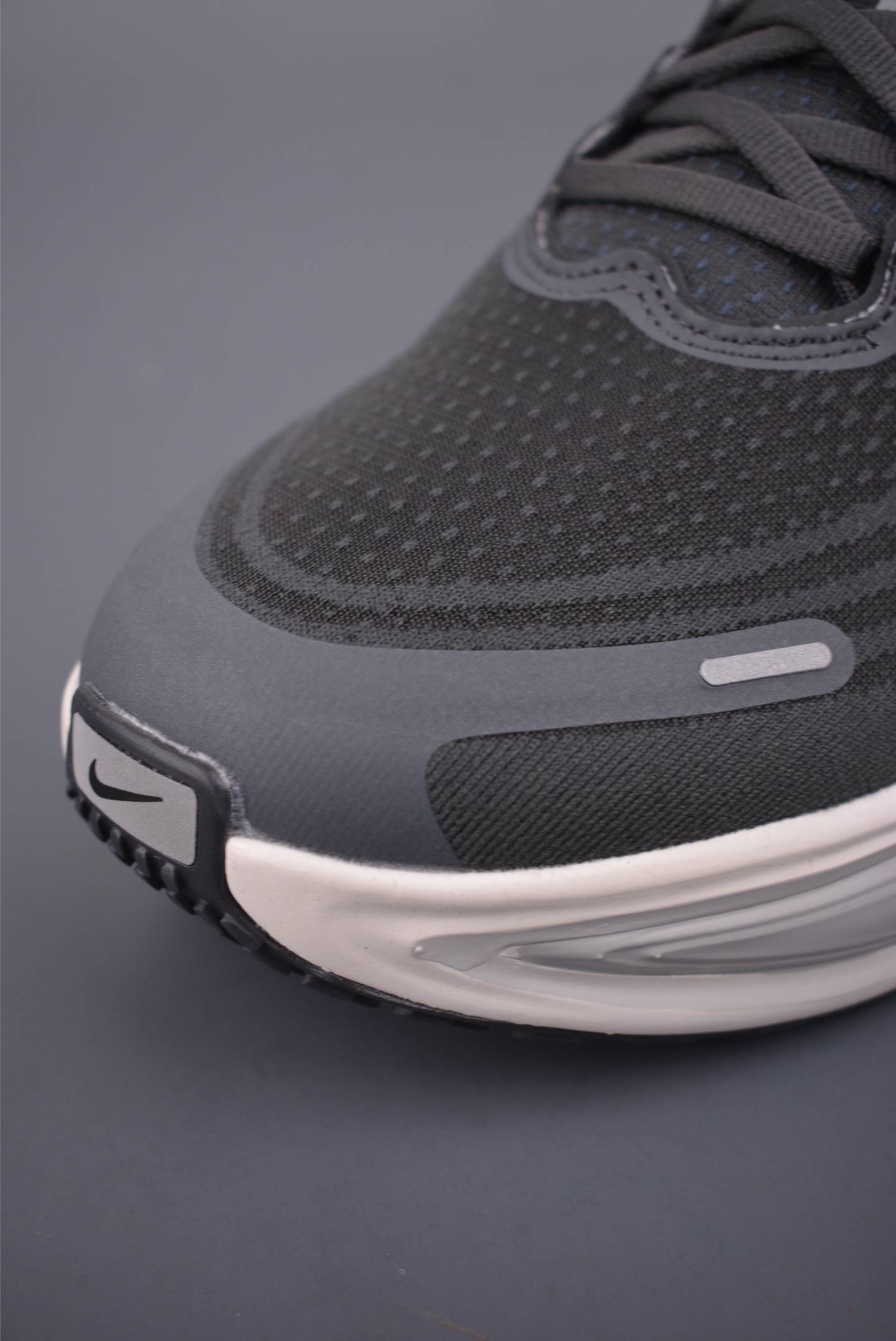 180 Nike Air Zoom Vomero Plus HV8150-008-Chinese UA Cheap High Quatity Brand Clothes Bags handbags Sneakers wholesale wholesaler seller from China Factory suppliers Fashion Clothing Shoes best Quality Beautiful Price 180 Nike Air Zoom Vomero Plus HV8150-008