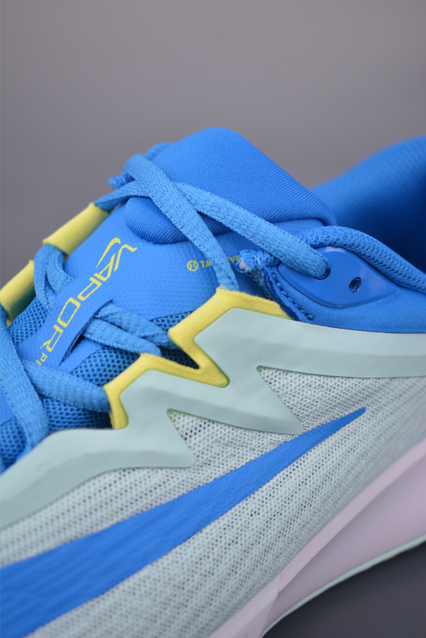 180 Nike Vapor Pro 3 减震防滑透气 低帮网球鞋 FZ2158-400-Chinese UA Cheap High Quatity Brand Clothes Bags handbags Sneakers wholesale wholesaler seller from China Factory suppliers Fashion Clothing Shoes best Quality Beautiful Price 180 Nike Vapor Pro 3 减震防滑透气 低帮网球鞋 FZ2158-400