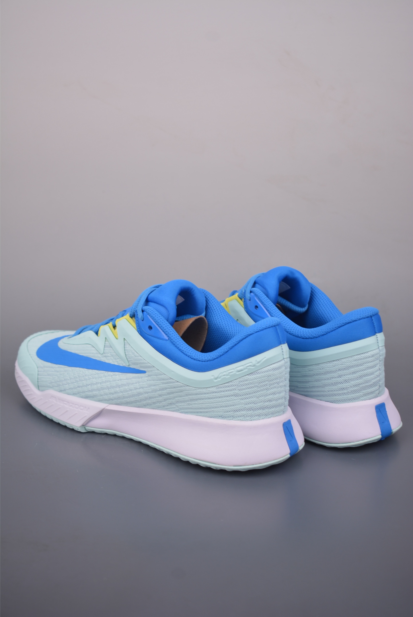 180 Nike Vapor Pro 3 减震防滑透气 低帮网球鞋 FZ2158-400-Chinese UA Cheap High Quatity Brand Clothes Bags handbags Sneakers wholesale wholesaler seller from China Factory suppliers Fashion Clothing Shoes best Quality Beautiful Price 180 Nike Vapor Pro 3 减震防滑透气 低帮网球鞋 FZ2158-400
