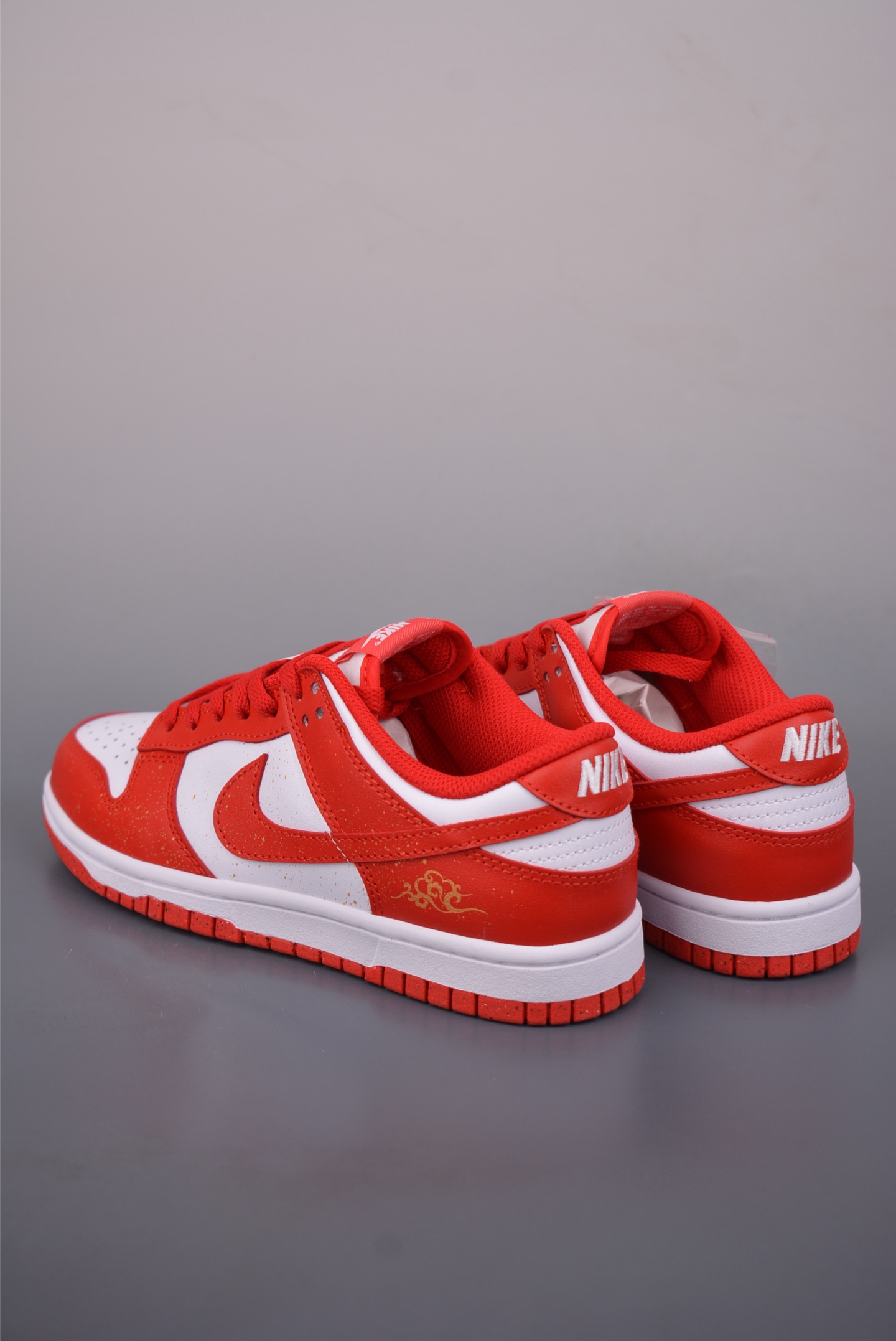 Nike SB Dunk Low 喜结良缘 DD1873-116-Top High Quatity Cheap Sneakers Fashion Clothing Clothes Bags handbags Shoes of all Brand wholesale With The best Quality And Beautiful Price from China Factory Chinese suppliers wholesaler seller Nike SB Dunk Low 喜结良缘 DD1873-116