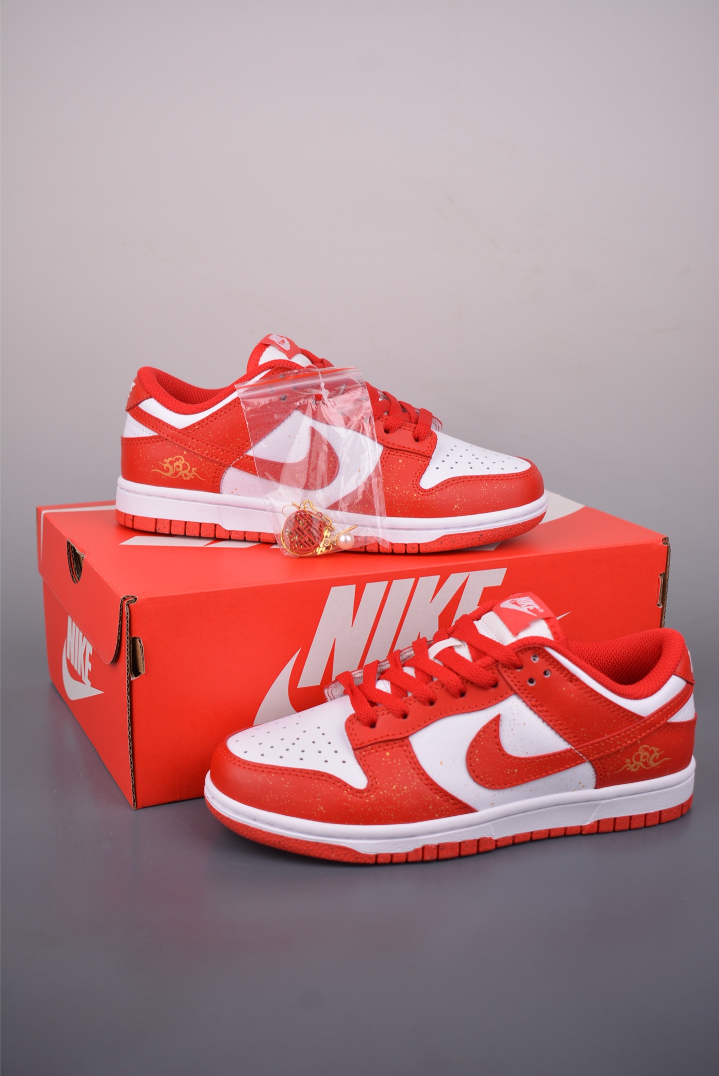 Nike SB Dunk Low 喜结良缘 DD1873-116-Top High Quatity Cheap Sneakers Fashion Clothing Clothes Bags handbags Shoes of all Brand wholesale With The best Quality And Beautiful Price from China Factory Chinese suppliers wholesaler seller Nike SB Dunk Low 喜结良缘 DD1873-116