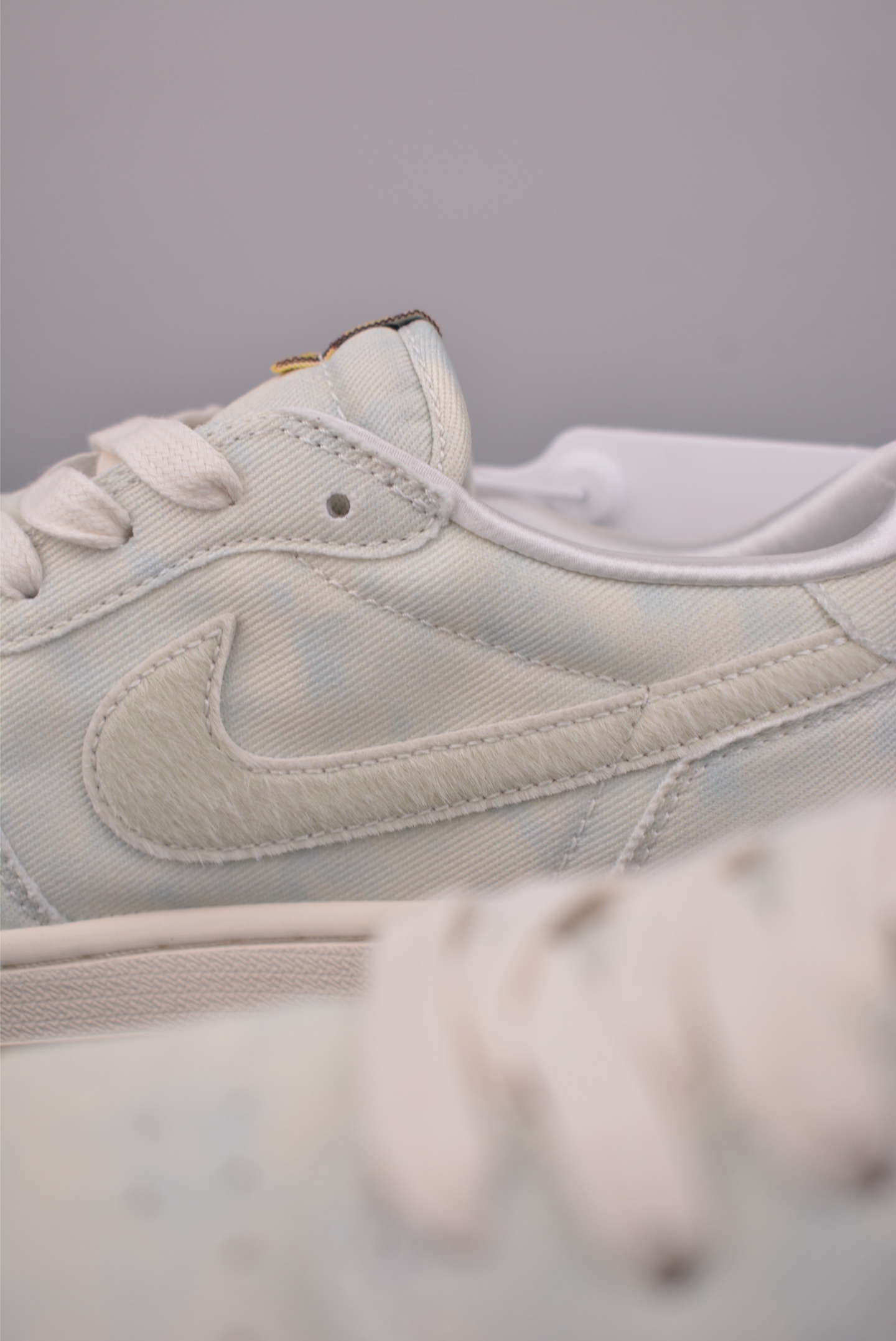 原装裸鞋级 市面最高工艺产物 Jordan Air Jordan 1 Retro Flower Embroidery 复刻马年限定 IQ1109-011-Top High Quatity Cheap Sneakers Fashion Clothing Clothes Bags handbags Shoes of all Brand wholesale With The best Quality And Beautiful Price from China Factory Chinese suppliers wholesaler seller 原装裸鞋级 市面最高工艺产物 Jordan Air Jordan 1 Retro Flower Embroidery 复刻马年限定 IQ1109-011