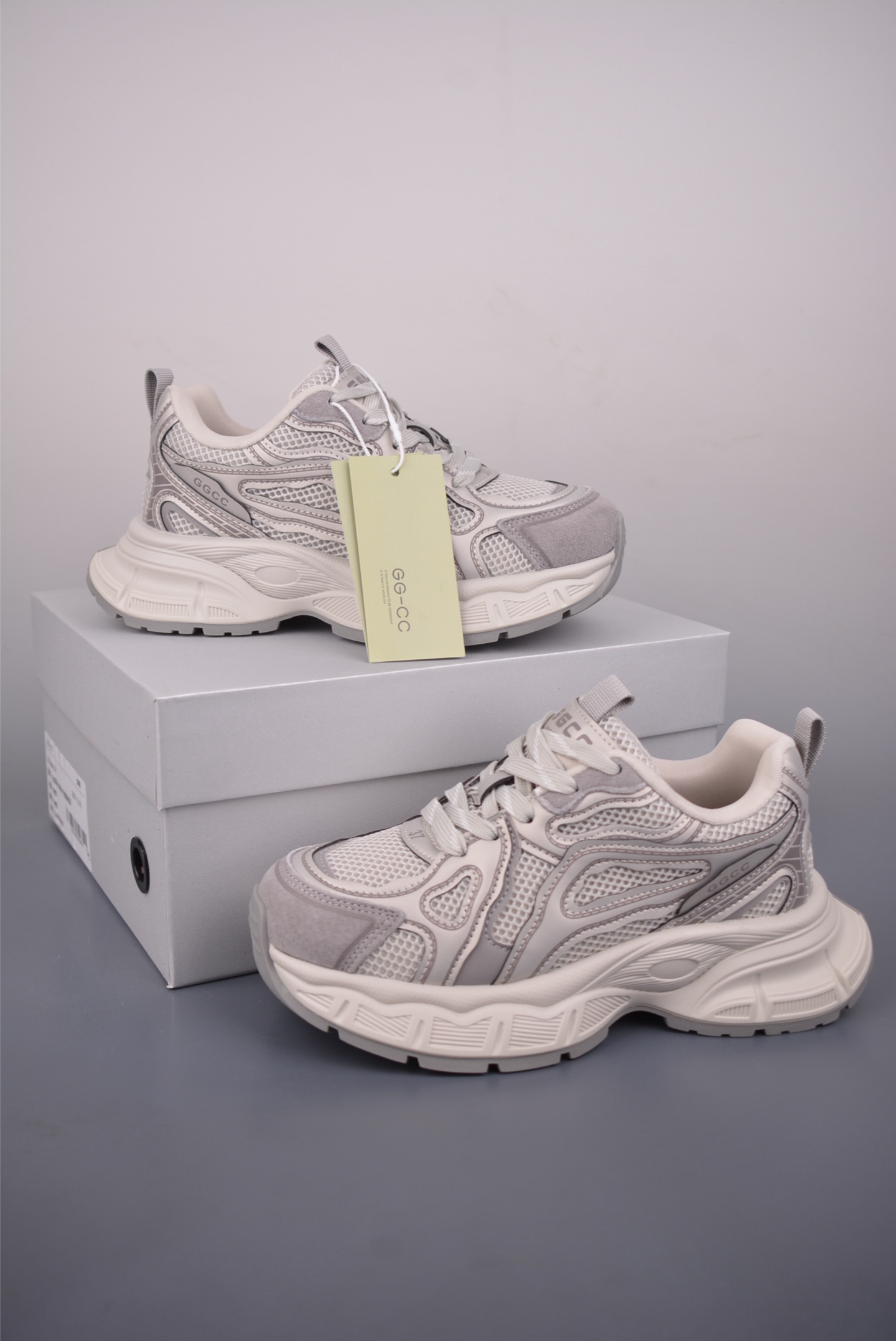 GG-CC GG-CC Chunky Low 厚底增高运动老爹鞋 G25U8611C-Top High Quatity Cheap Sneakers Fashion Clothing Clothes Bags handbags Shoes of all Brand wholesale With The best Quality And Beautiful Price from China Factory Chinese suppliers wholesaler seller GG-CC GG-CC Chunky Low 厚底增高运动老爹鞋 G25U8611C