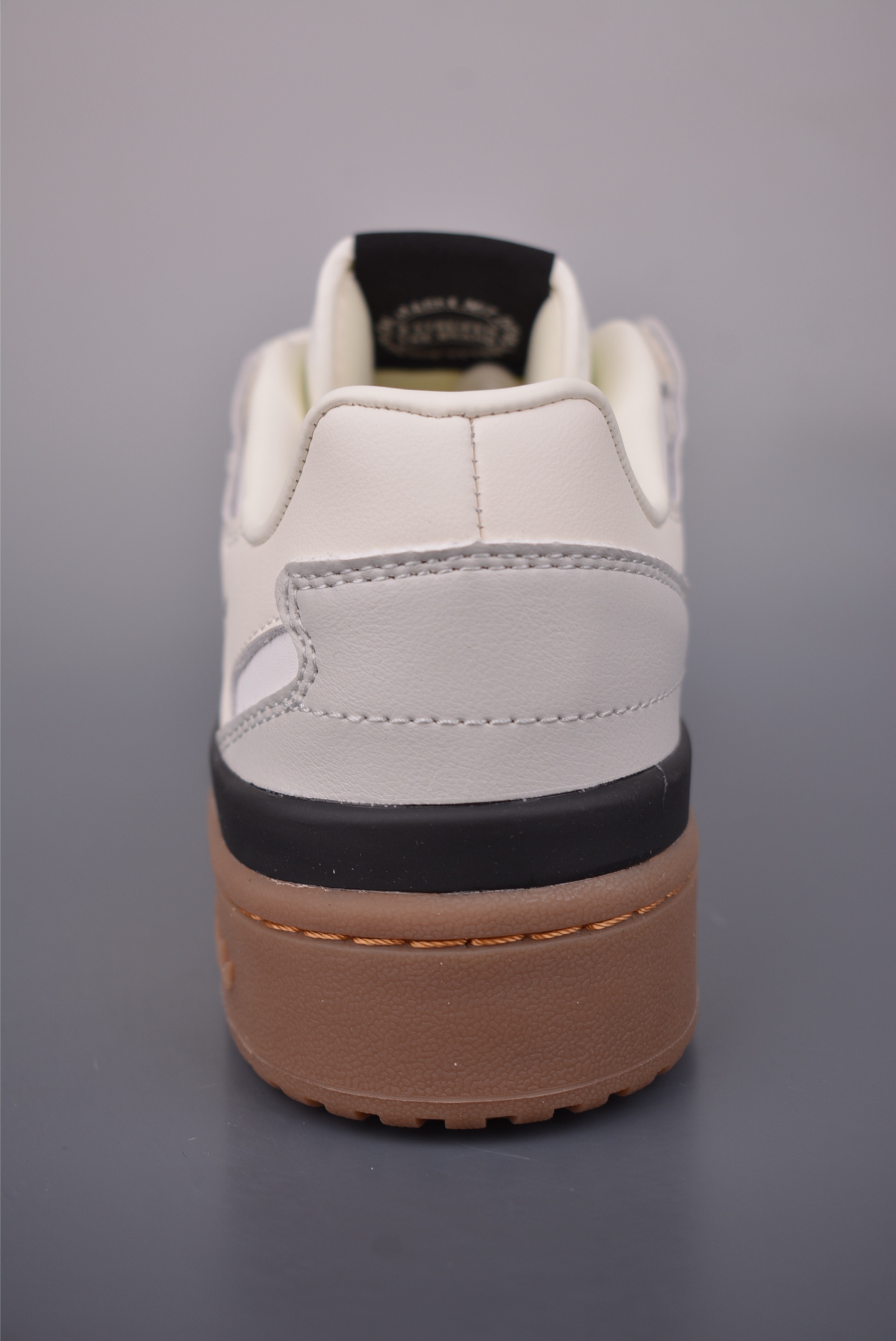 200 海外渠道版 原盒原标 Adidas Forum LOW CL 三叶草低邦 经典魔术贴复古板鞋 JQ0209-Chinese UA Cheap High Quatity Brand Clothes Bags handbags Sneakers wholesale wholesaler seller from China Factory suppliers Fashion Clothing Shoes best Quality Beautiful Price 200 海外渠道版 原盒原标 Adidas Forum LOW CL 三叶草低邦 经典魔术贴复古板鞋 JQ0209