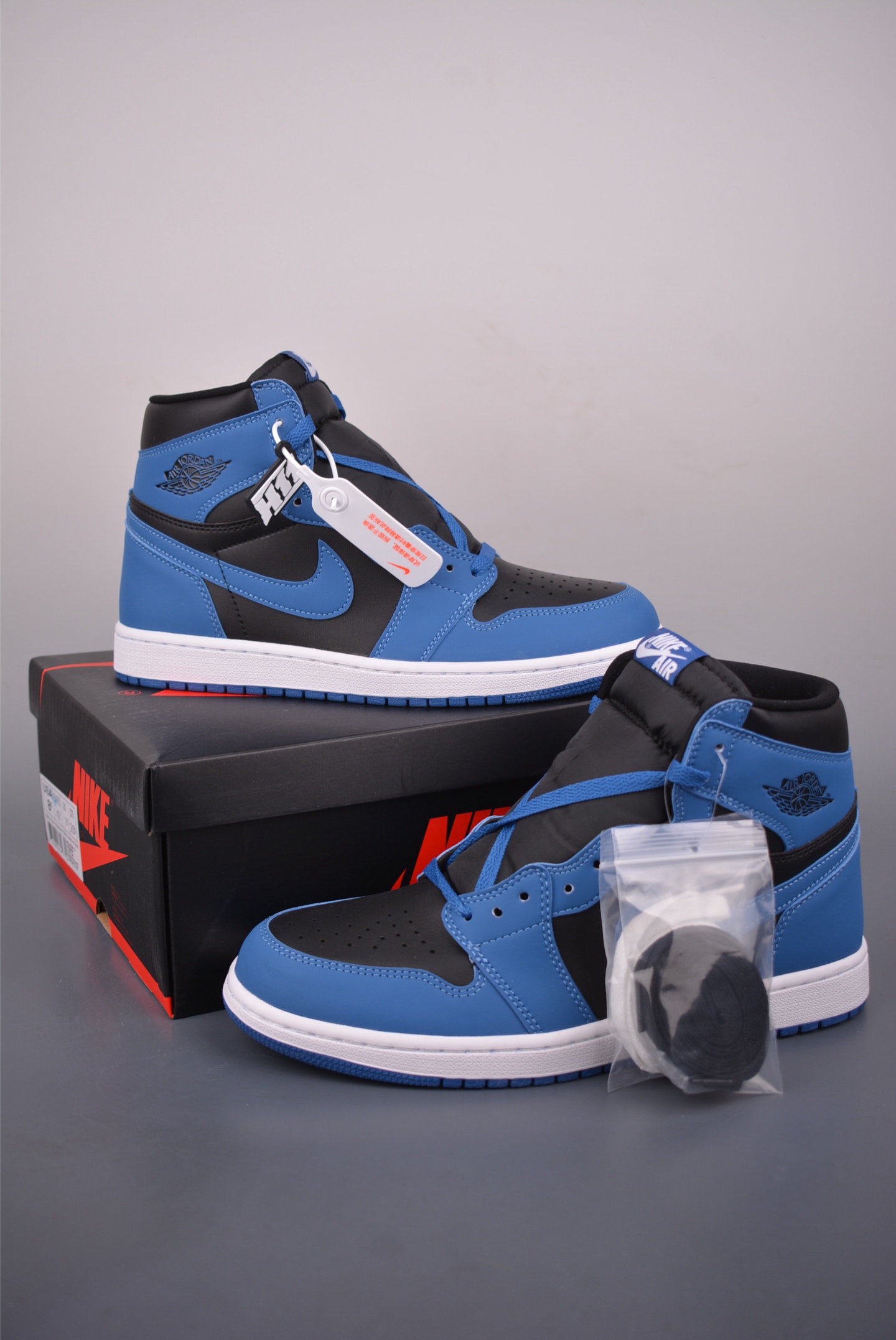 Jordan Air Jordan 1 High 黑蓝 555088-404-Top High Quatity Cheap Sneakers Fashion Clothing Clothes Bags handbags Shoes of all Brand wholesale With The best Quality And Beautiful Price from China Factory Chinese suppliers wholesaler seller Jordan Air Jordan 1 High 黑蓝 555088-404