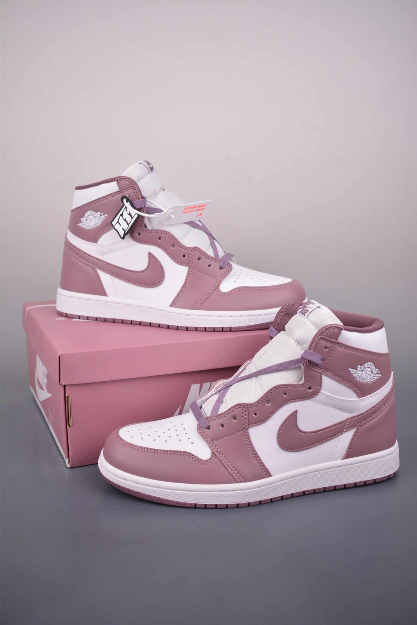 240 Jordan Air Jordan 1 High 白紫 DZ5485-105-Chinese UA Cheap High Quatity Brand Clothes Bags handbags Sneakers wholesale wholesaler seller from China Factory suppliers Fashion Clothing Shoes best Quality Beautiful Price 240 Jordan Air Jordan 1 High 白紫 DZ5485-105