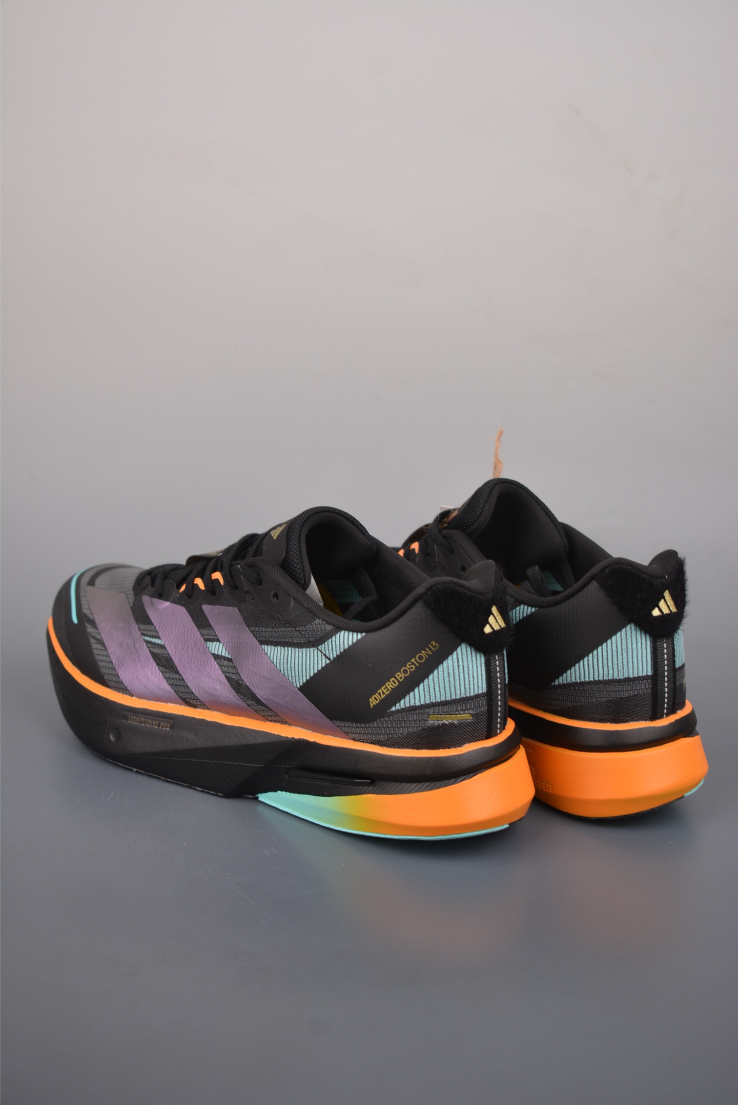 180 Adidas Adizero Boston 13 M 泡棉搭配全掌碳板 缓震透气跑步鞋 KI1516-Chinese UA Cheap High Quatity Brand Clothes Bags handbags Sneakers wholesale wholesaler seller from China Factory suppliers Fashion Clothing Shoes best Quality Beautiful Price 180 Adidas Adizero Boston 13 M 泡棉搭配全掌碳板 缓震透气跑步鞋 KI1516
