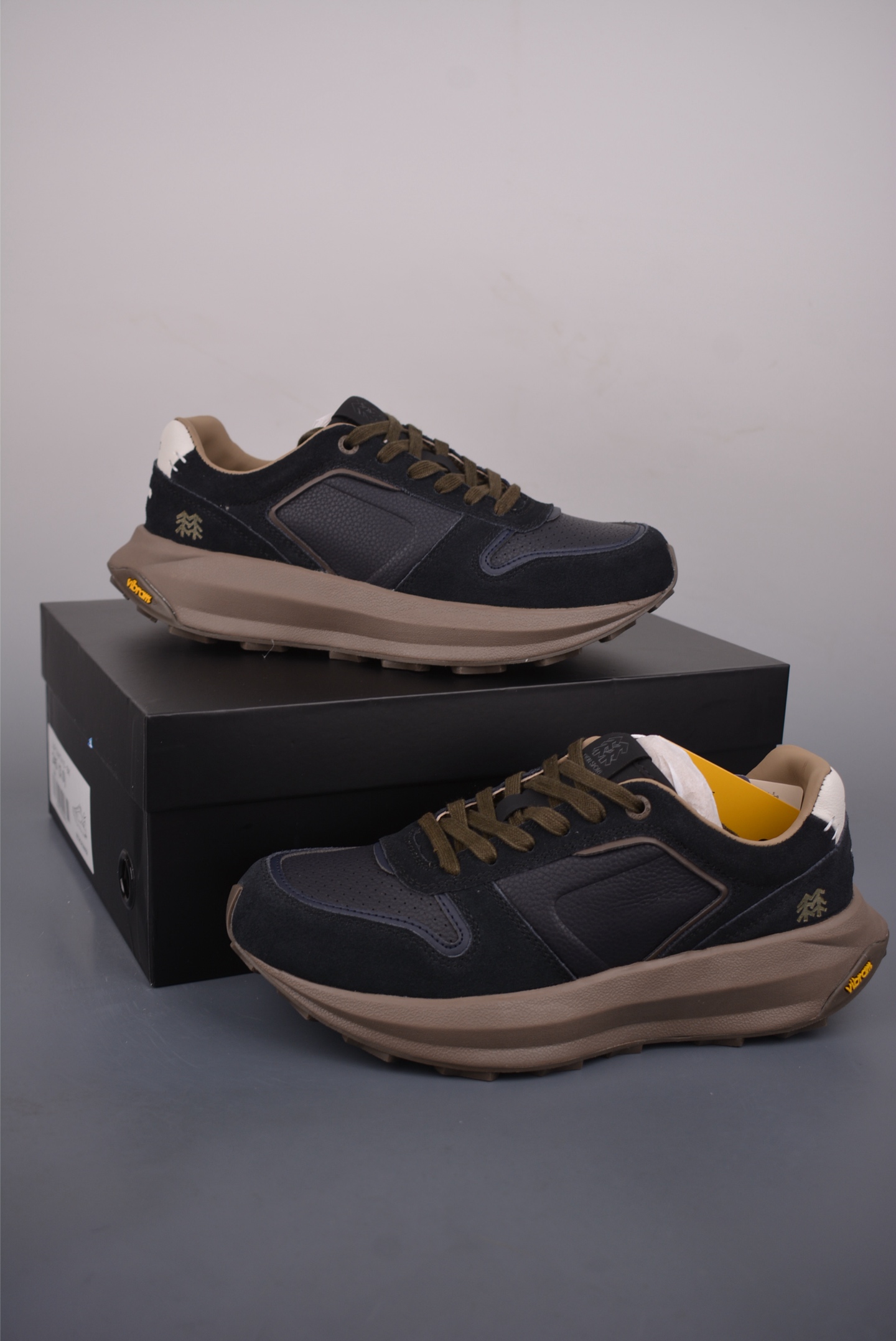 可隆KOLON LITCAMP GTX 防水支撑轻便回弹 低帮徒步鞋 LUFC5WT415-Top High Quatity Cheap Sneakers Fashion Clothing Clothes Bags handbags Shoes of all Brand wholesale With The best Quality And Beautiful Price from China Factory Chinese suppliers wholesaler seller 可隆KOLON LITCAMP GTX 防水支撑轻便回弹 低帮徒步鞋 LUFC5WT415