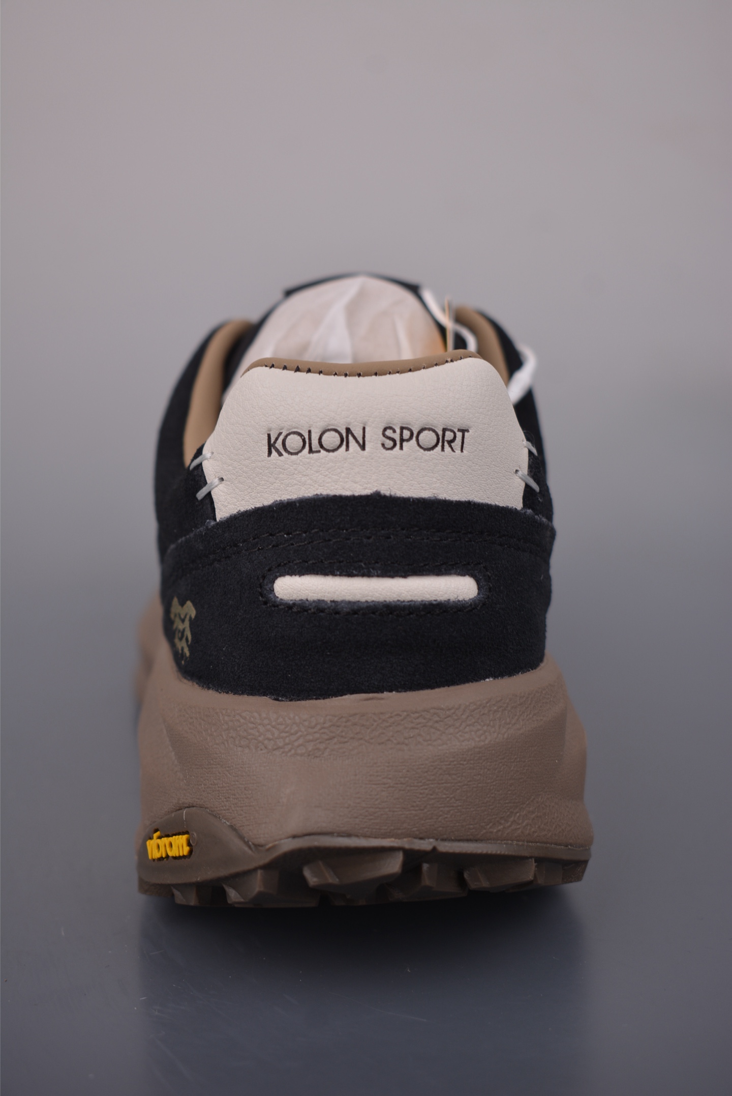 可隆KOLON LITCAMP GTX 防水支撑轻便回弹 低帮徒步鞋 LUFC5WT415-Top High Quatity Cheap Sneakers Fashion Clothing Clothes Bags handbags Shoes of all Brand wholesale With The best Quality And Beautiful Price from China Factory Chinese suppliers wholesaler seller 可隆KOLON LITCAMP GTX 防水支撑轻便回弹 低帮徒步鞋 LUFC5WT415