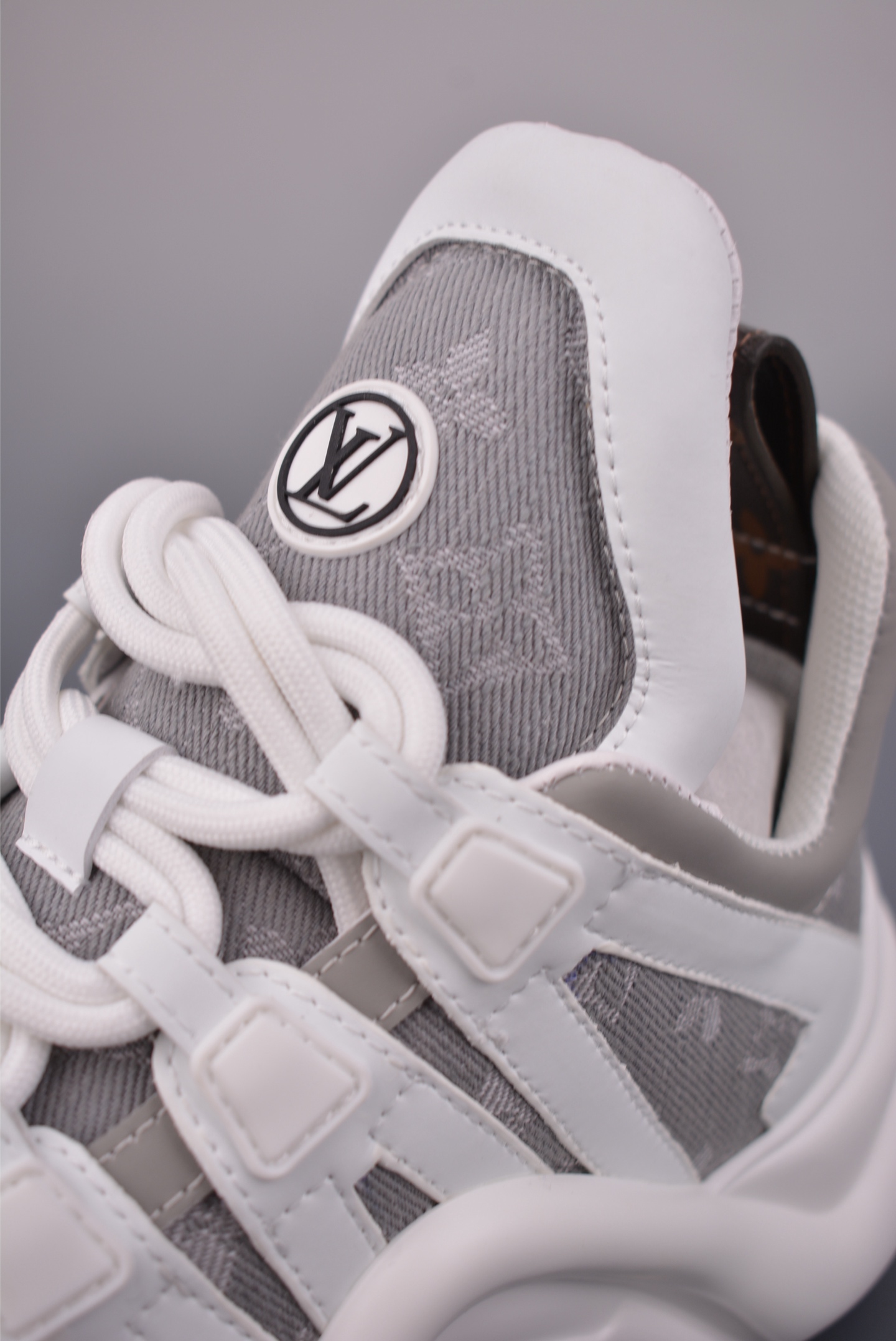 450 广奢高端货Louis Vuitton 路易威登 LV Archlight Sneakers系列 真皮拼色弓型拱桥底运动鞋 51BCOLORE-Chinese UA Cheap High Quatity Brand Clothes Bags handbags Sneakers wholesale wholesaler seller from China Factory suppliers Fashion Clothing Shoes best Quality Beautiful Price 450 广奢高端货Louis Vuitton 路易威登 LV Archlight Sneakers系列 真皮拼色弓型拱桥底运动鞋 51BCOLORE
