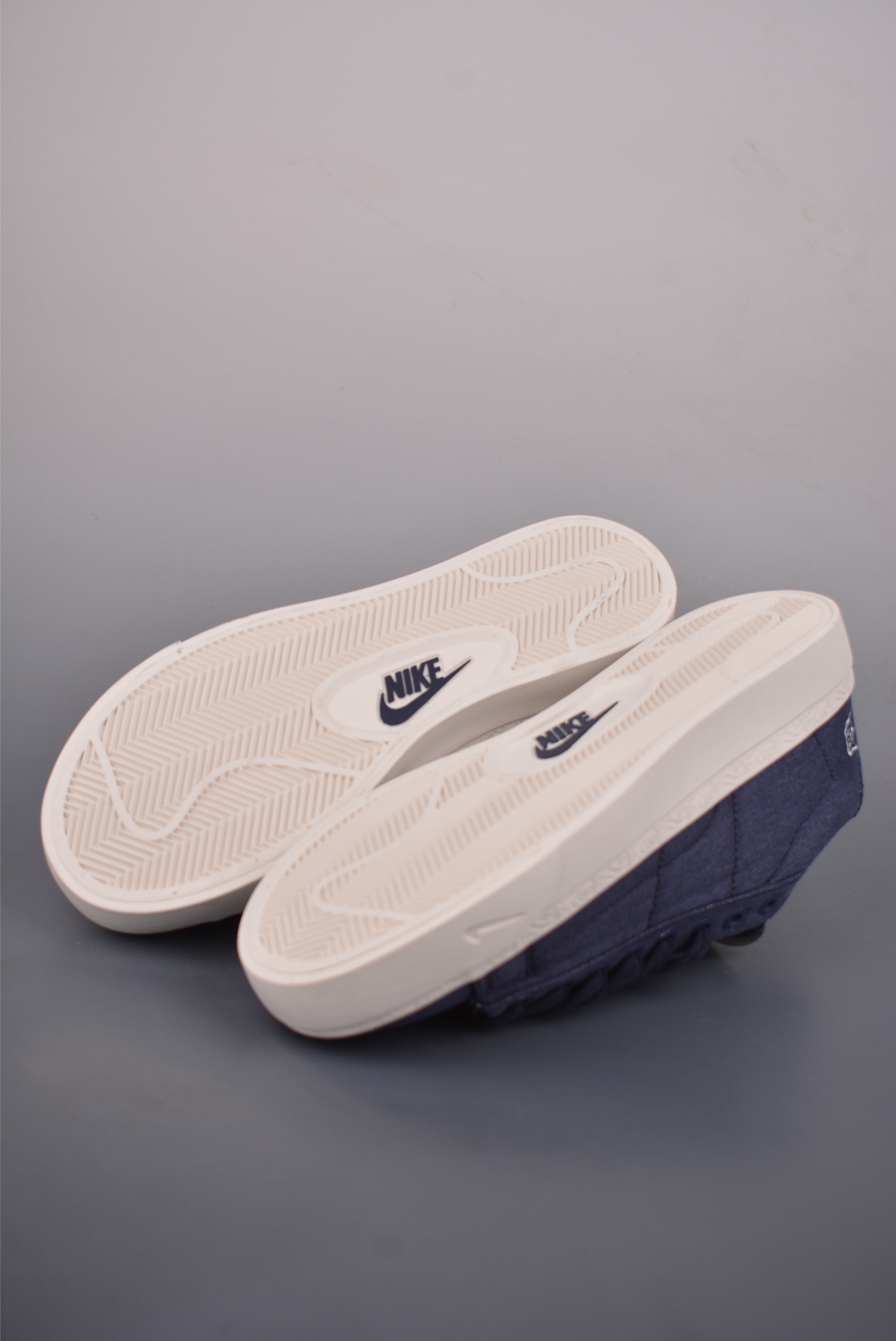 Devin Booker x Nike Blazer Low Detroit Tigers 布克联名 HQ2054-400-Top High Quatity Cheap Sneakers Fashion Clothing Clothes Bags handbags Shoes of all Brand wholesale With The best Quality And Beautiful Price from China Factory Chinese suppliers wholesaler seller Devin Booker x Nike Blazer Low Detroit Tigers 布克联名 HQ2054-400