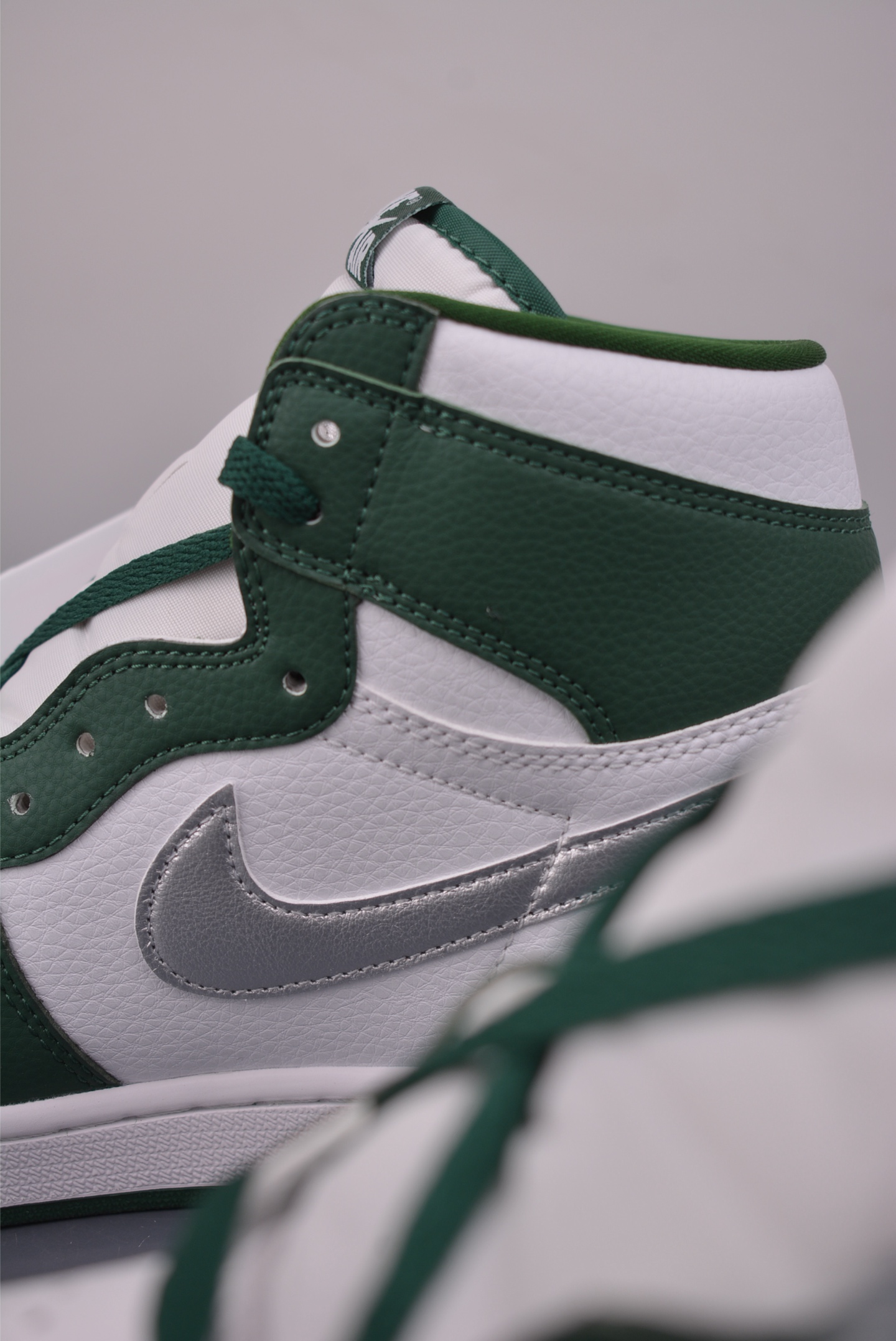 Jordan Air Jordan 1 High 白绿 莞产原底面 DZ5485-303-Top High Quatity Cheap Sneakers Fashion Clothing Clothes Bags handbags Shoes of all Brand wholesale With The best Quality And Beautiful Price from China Factory Chinese suppliers wholesaler seller Jordan Air Jordan 1 High 白绿 莞产原底面 DZ5485-303
