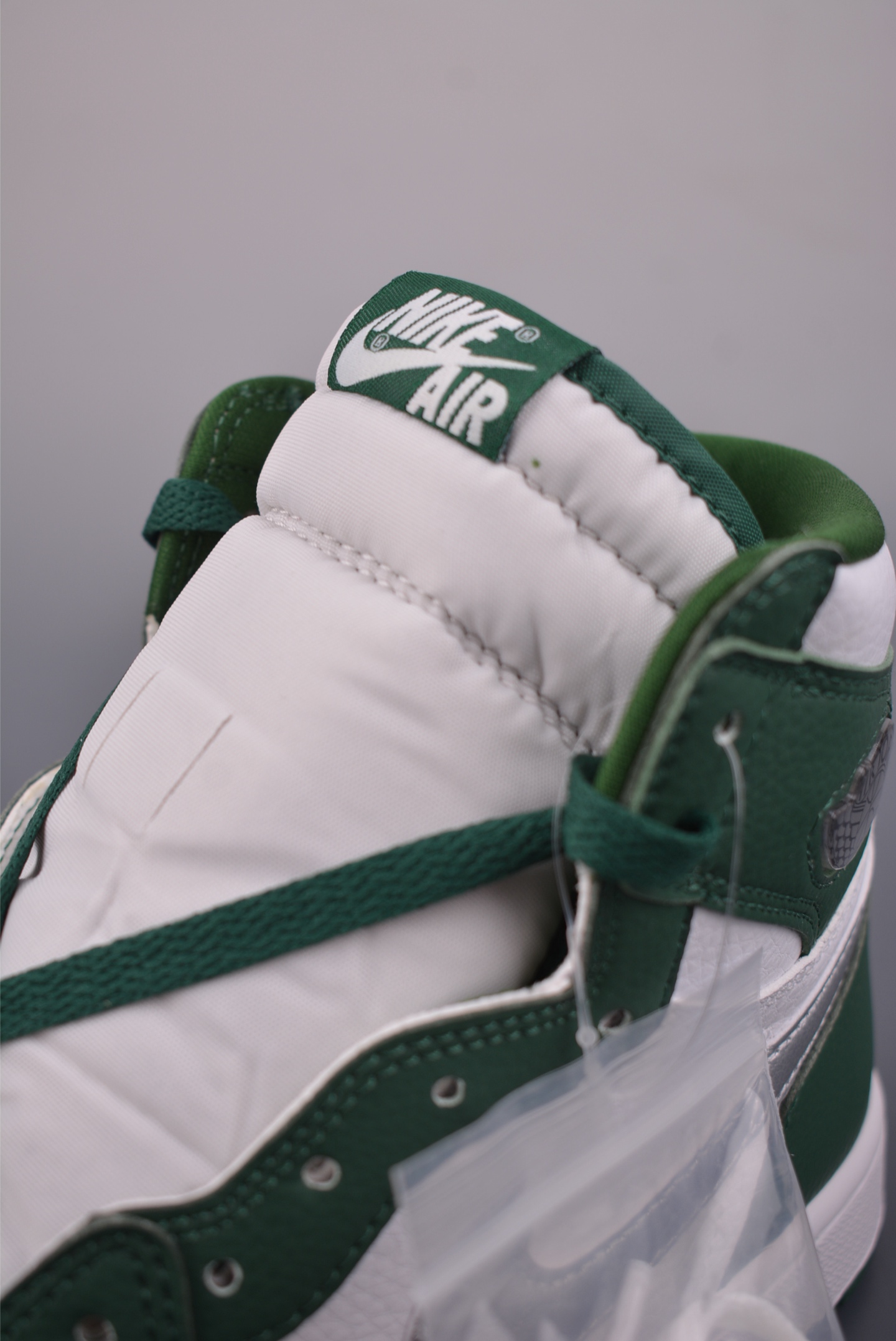 Jordan Air Jordan 1 High 白绿 莞产原底面 DZ5485-303-Top High Quatity Cheap Sneakers Fashion Clothing Clothes Bags handbags Shoes of all Brand wholesale With The best Quality And Beautiful Price from China Factory Chinese suppliers wholesaler seller Jordan Air Jordan 1 High 白绿 莞产原底面 DZ5485-303