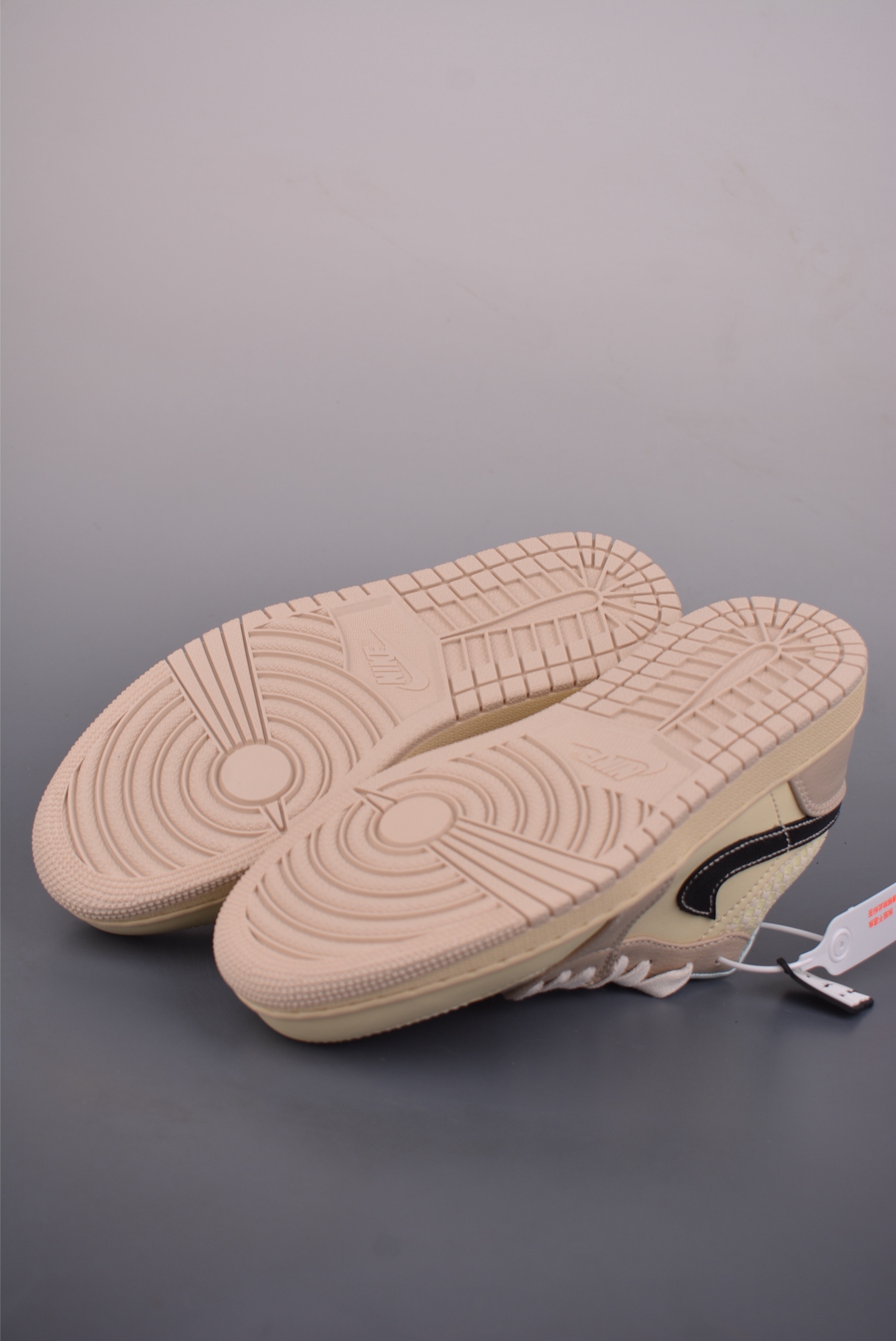 Air Jordan 1 Low 米棕 AJ1乔1低帮休闲板鞋 HQ3440-101-Top High Quatity Cheap Sneakers Fashion Clothing Clothes Bags handbags Shoes of all Brand wholesale With The best Quality And Beautiful Price from China Factory Chinese suppliers wholesaler seller Air Jordan 1 Low 米棕 AJ1乔1低帮休闲板鞋 HQ3440-101