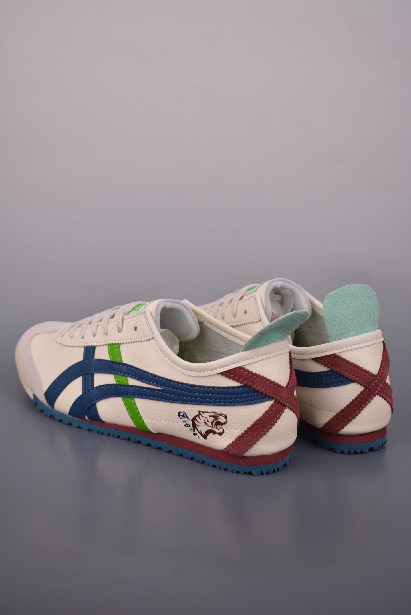 160 Asics鬼冢虎 MEXICO 66 定制款 做工精赞 260311