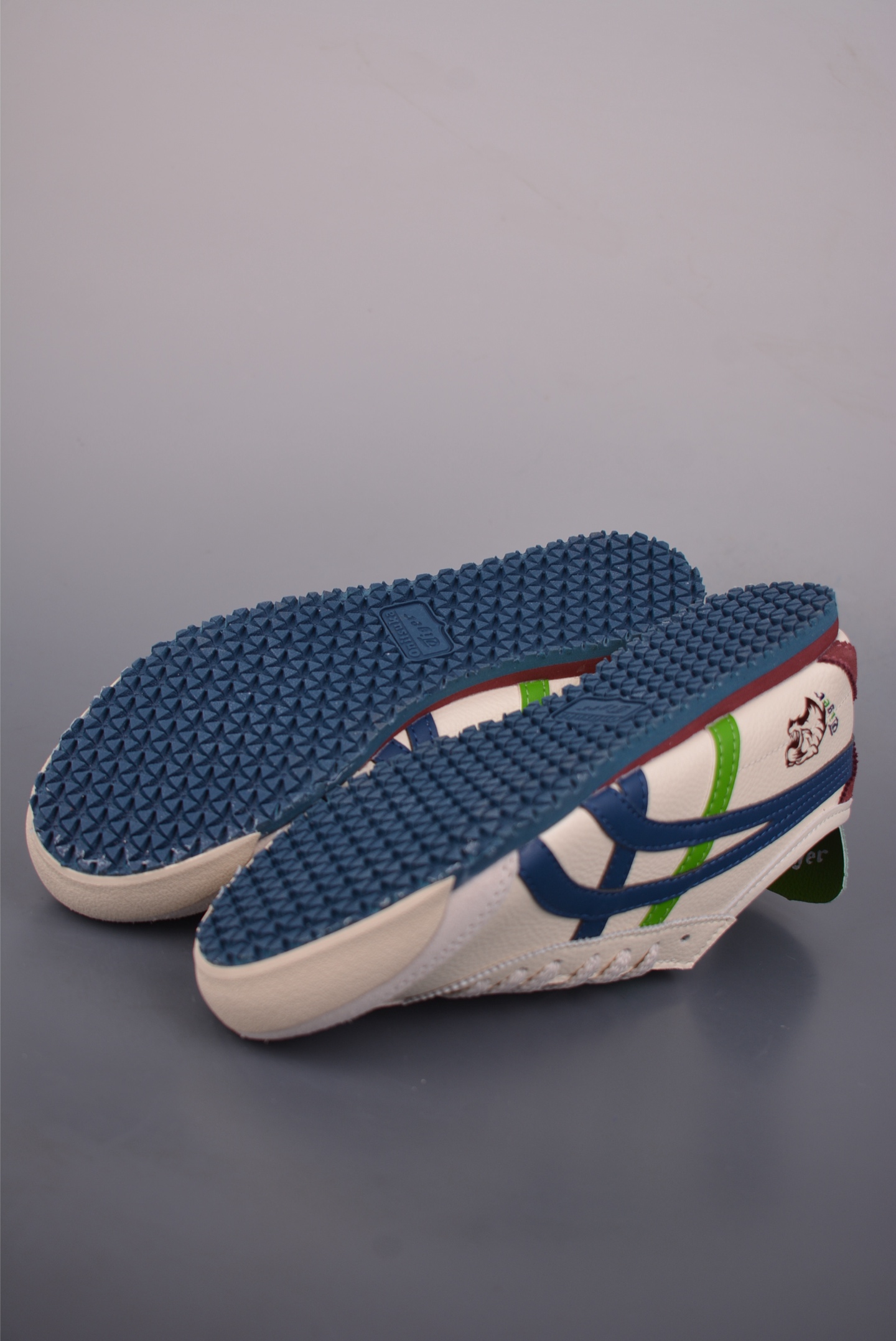160 Asics鬼冢虎 MEXICO 66 定制款 做工精赞 260311