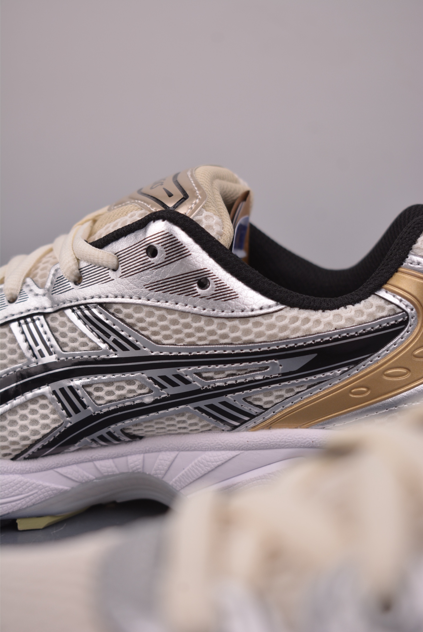 180 Asics Gel-Kayano 14 亚瑟士运动休闲透气专业跑鞋 1201A537-200