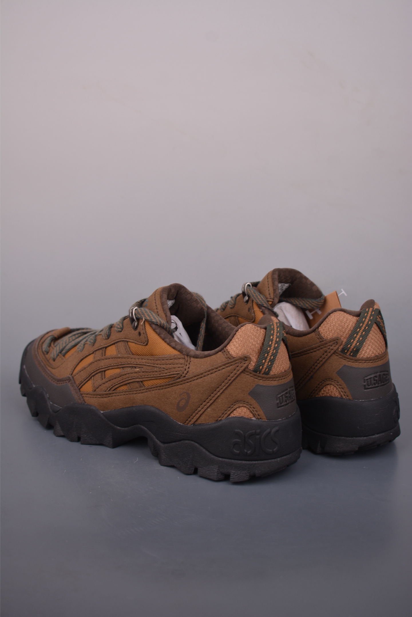 180 Asics Gel-PICKAX 亚瑟士运动休闲透气专业跑鞋 1203A672-Chinese UA Cheap High Quatity Brand Clothes Bags handbags Sneakers wholesale wholesaler seller from China Factory suppliers Fashion Clothing Shoes best Quality Beautiful Price 180 Asics Gel-PICKAX 亚瑟士运动休闲透气专业跑鞋 1203A672
