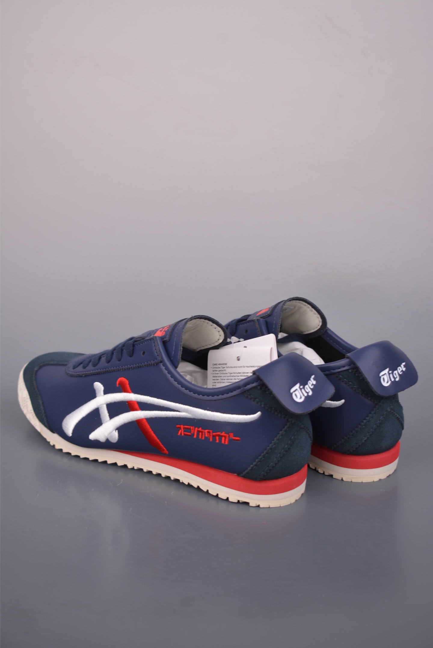 150 Asics鬼冢虎 MEXICO 66 NM 做工精赞 1183C320