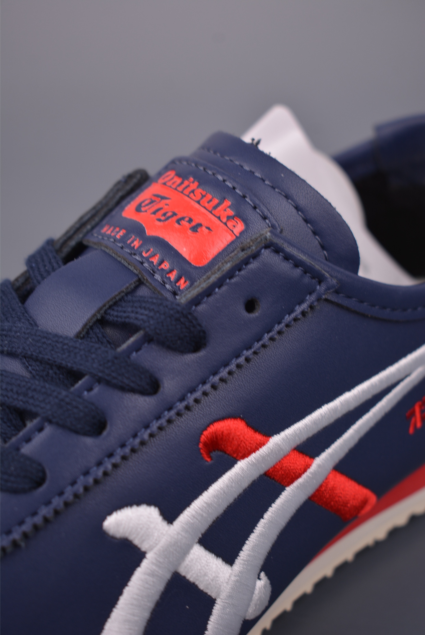 150 Asics鬼冢虎 MEXICO 66 NM 做工精赞 1183C320
