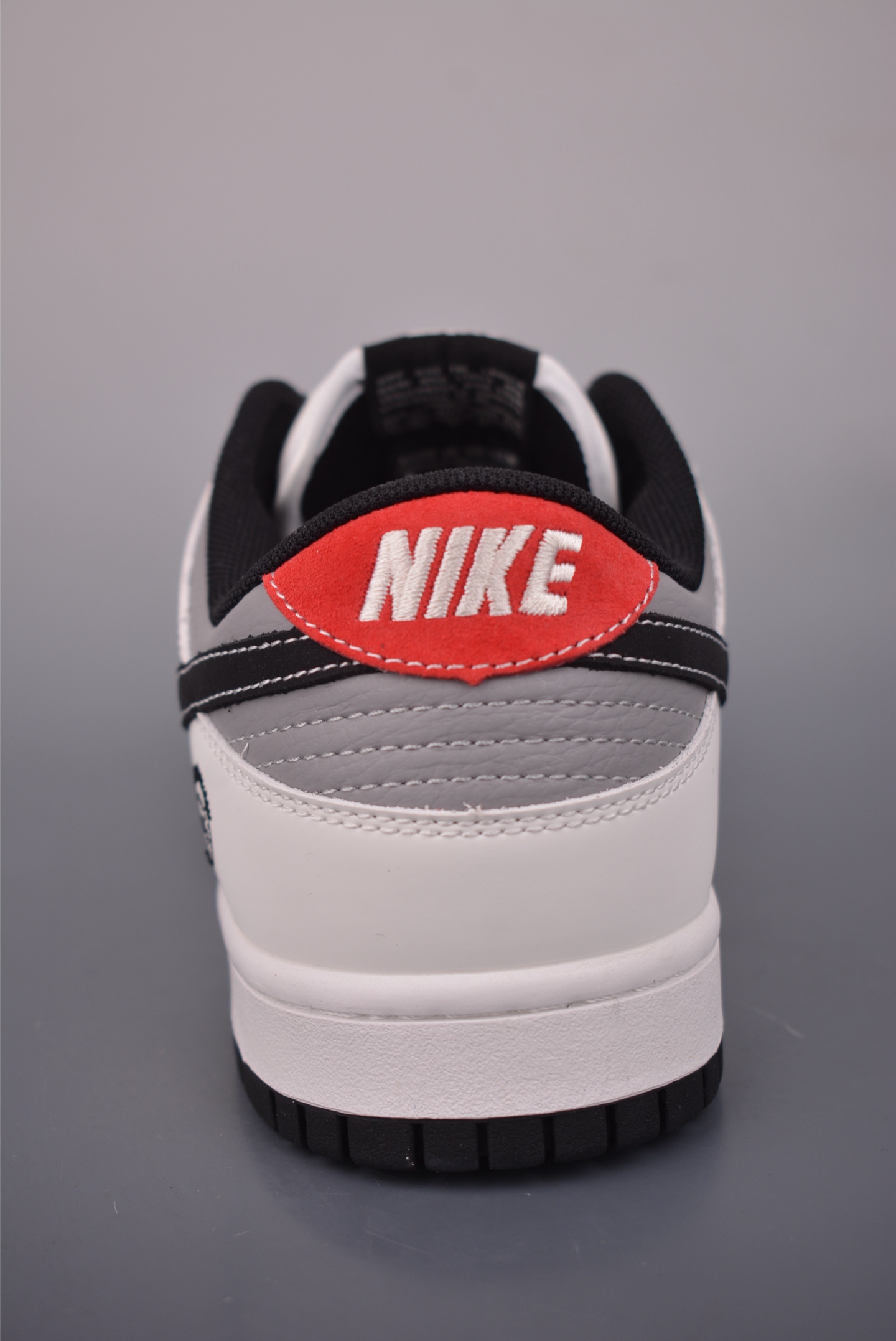 280 Nike SB Dunk Low 哭脸联名 XD6188-133-Chinese UA Cheap High Quatity Brand Clothes Bags handbags Sneakers wholesale wholesaler seller from China Factory suppliers Fashion Clothing Shoes best Quality Beautiful Price 280 Nike SB Dunk Low 哭脸联名 XD6188-133