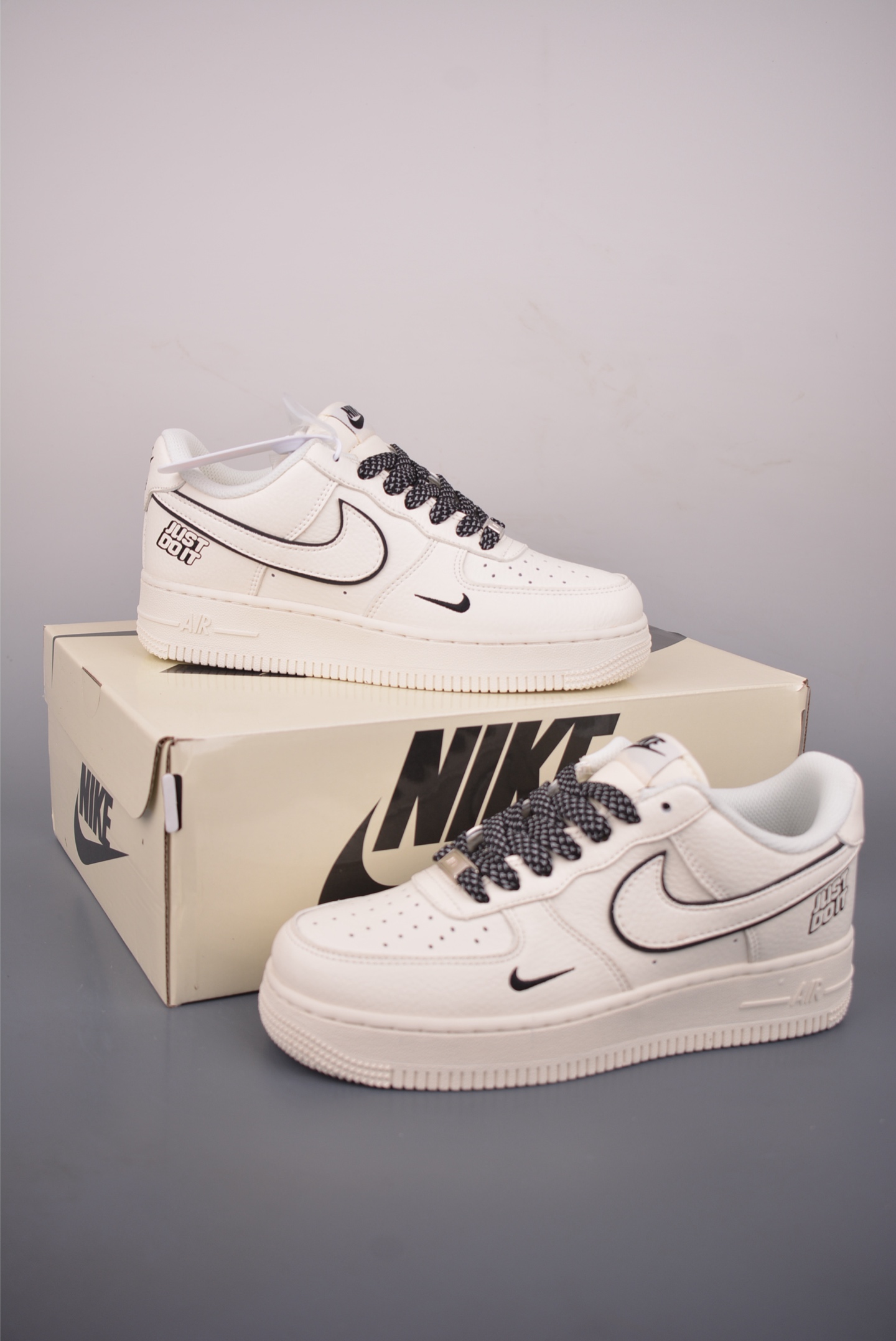 Nike Air Force 1 Low 米黑 MM5288-072