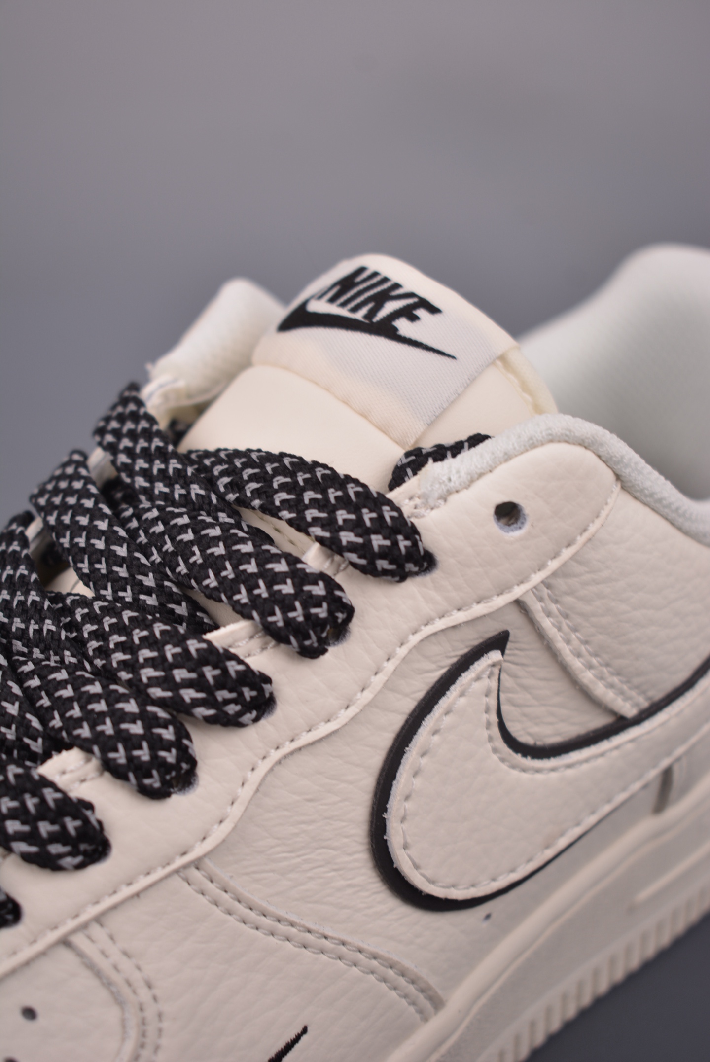 Nike Air Force 1 Low 米黑 MM5288-072