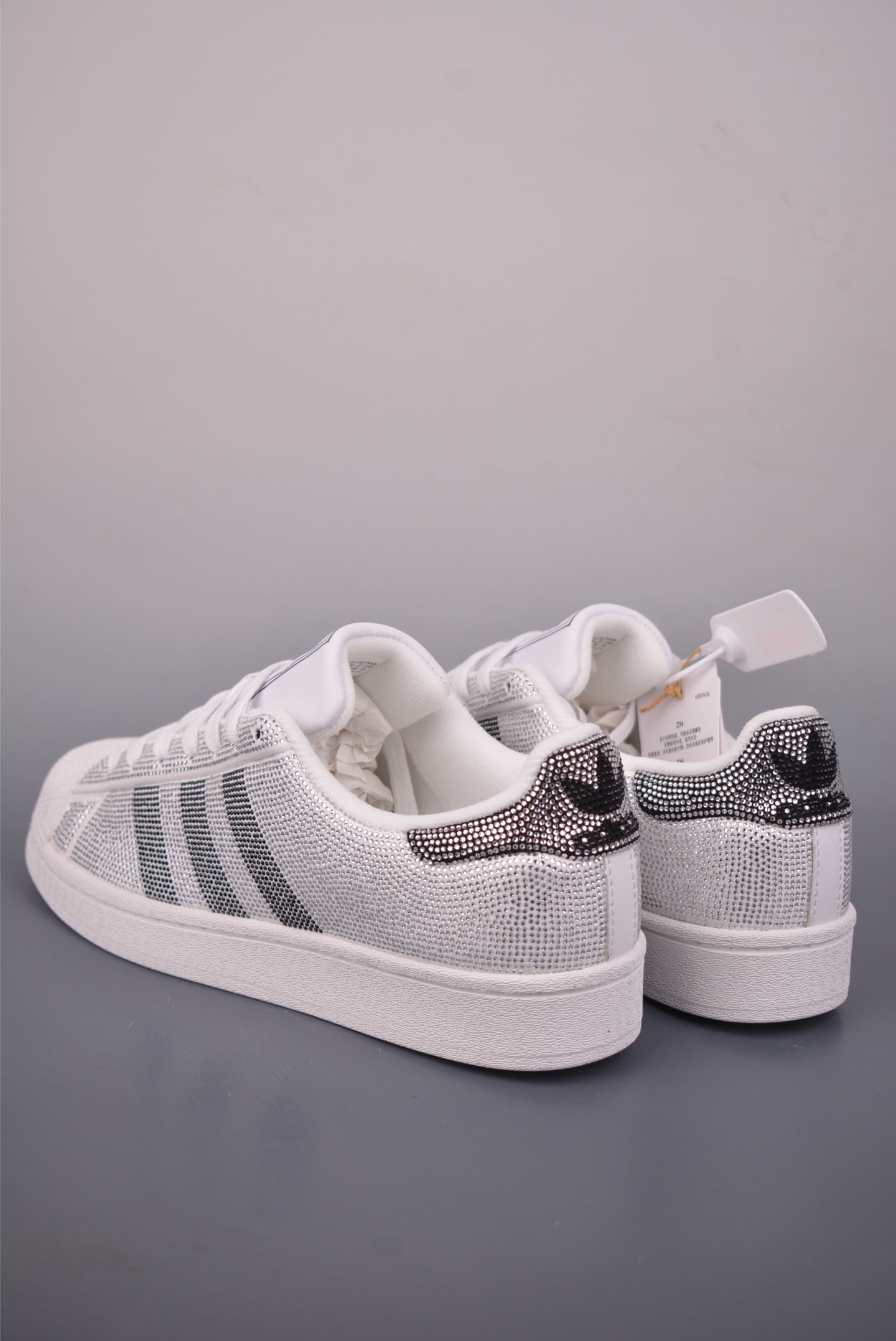 150 Adidas Originals Superstar 满钻 IH4201
