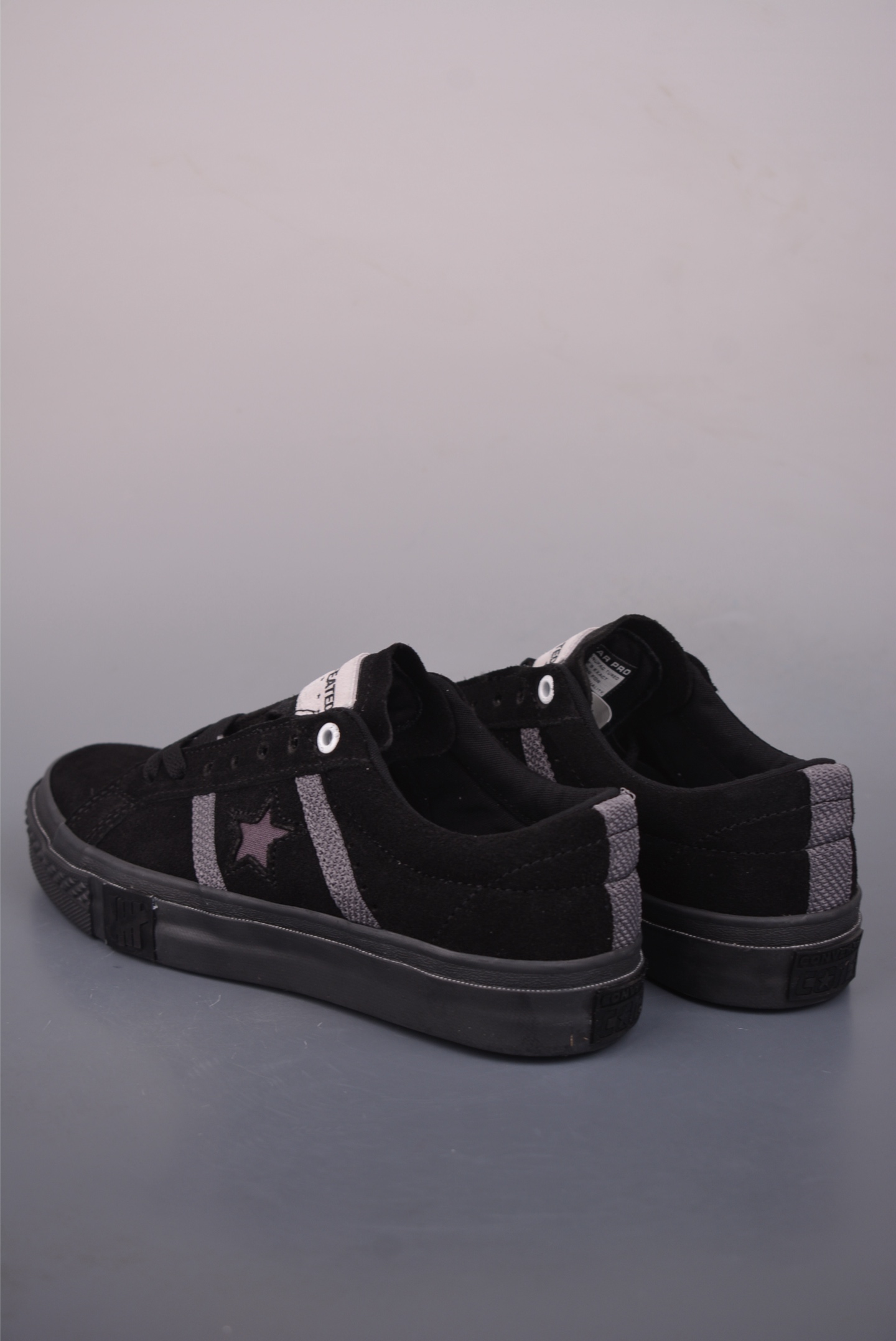 Alternative view of Sneakers 12625