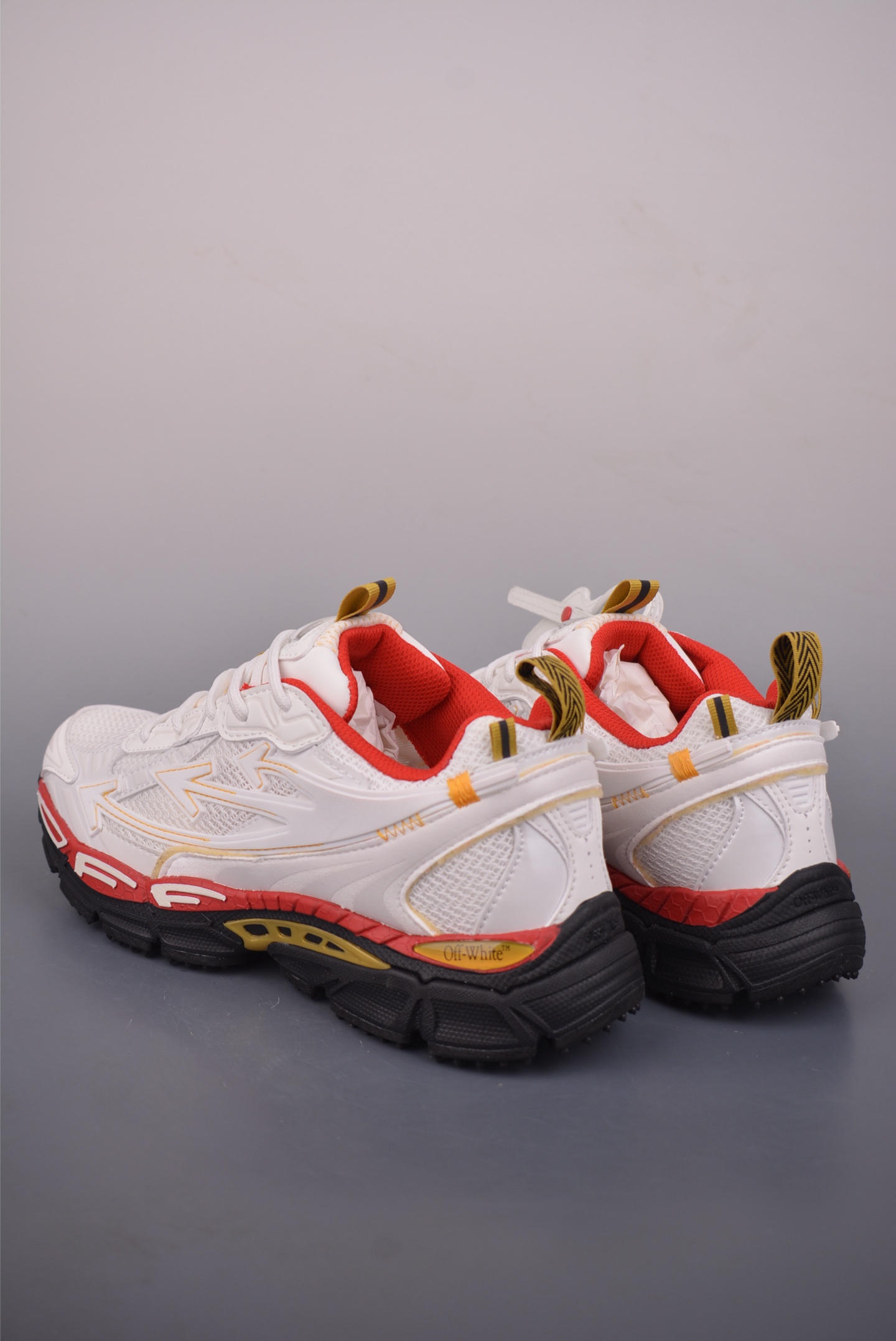 Alternative view of Sneakers 12619