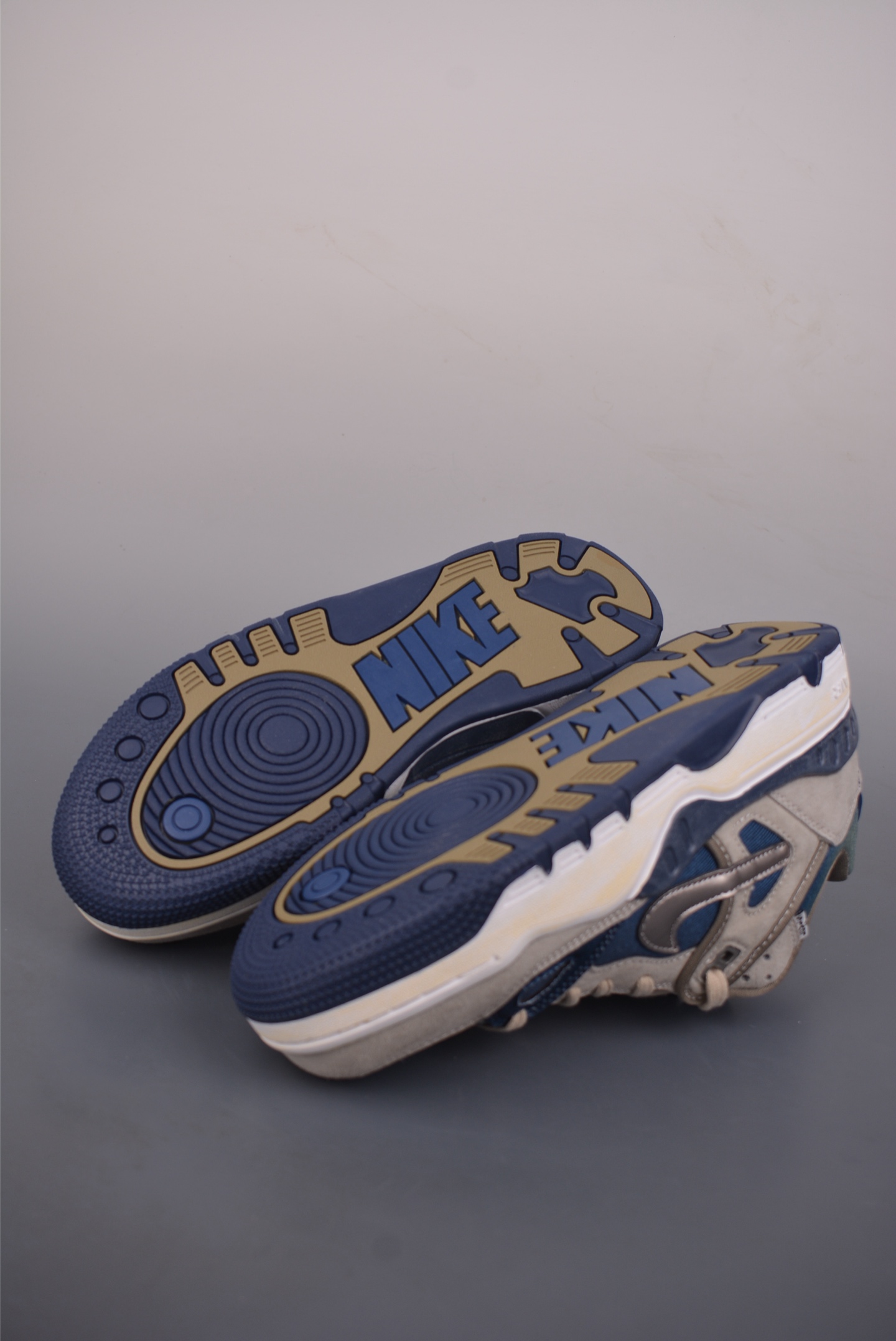 220 Nike x Levi's x NiAir Force 3 Low 柔软舒适低帮篮球鞋 IB1808-001-Chinese UA Cheap High Quatity Brand Clothes Bags handbags Sneakers wholesale wholesaler seller from China Factory suppliers Fashion Clothing Shoes best Quality Beautiful Price 220 Nike x Levi's x NiAir Force 3 Low 柔软舒适低帮篮球鞋 IB1808-001