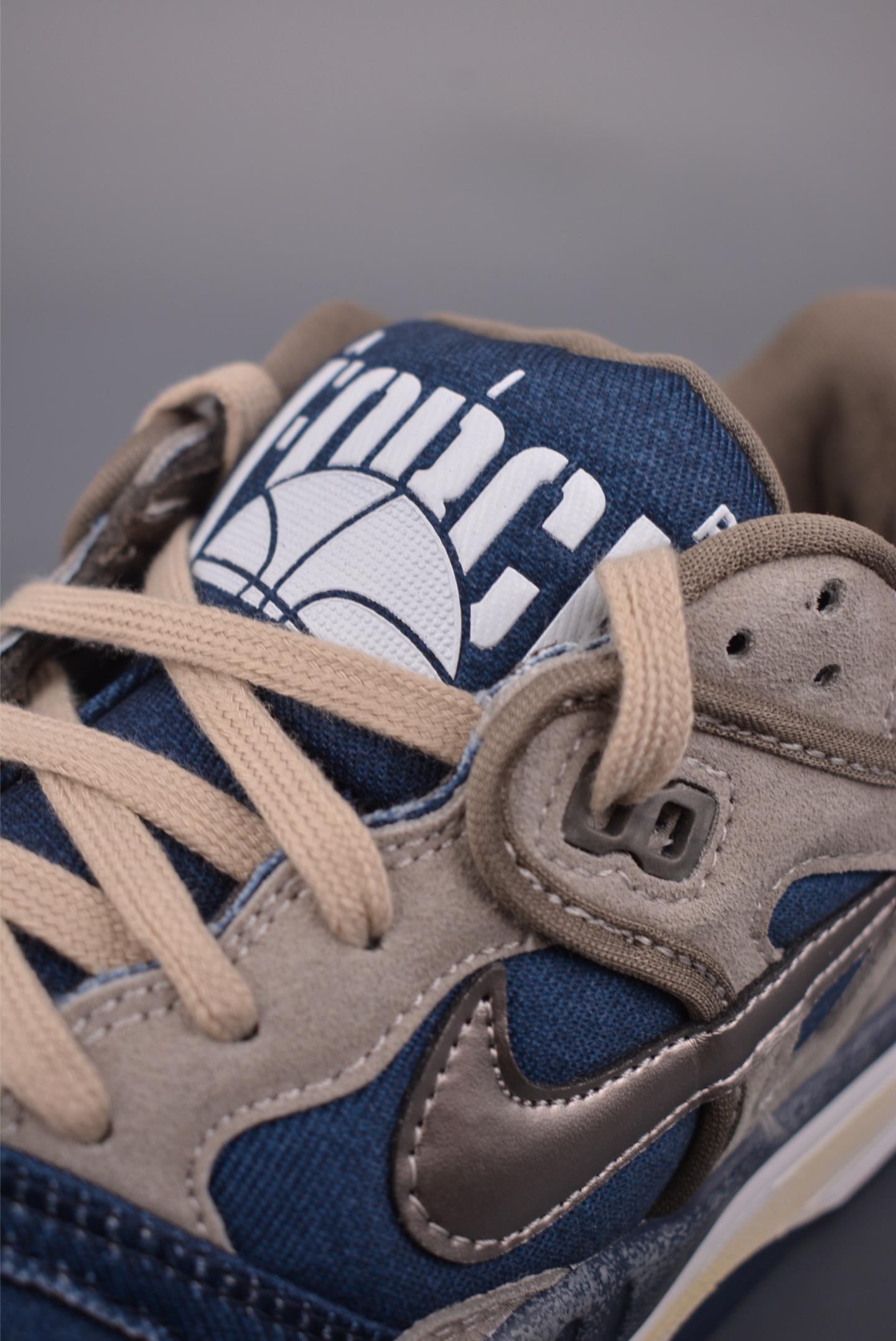 220 Nike x Levi's x NiAir Force 3 Low 柔软舒适低帮篮球鞋 IB1808-001-Chinese UA Cheap High Quatity Brand Clothes Bags handbags Sneakers wholesale wholesaler seller from China Factory suppliers Fashion Clothing Shoes best Quality Beautiful Price 220 Nike x Levi's x NiAir Force 3 Low 柔软舒适低帮篮球鞋 IB1808-001