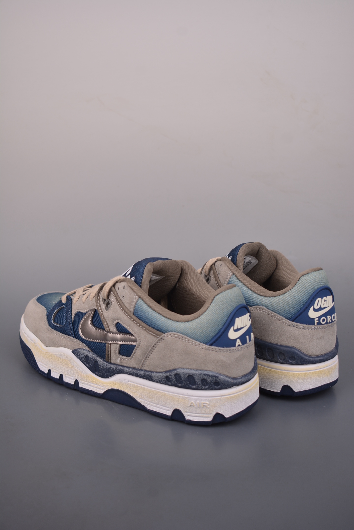 220 Nike x Levi's x NiAir Force 3 Low 柔软舒适低帮篮球鞋 IB1808-001-Chinese UA Cheap High Quatity Brand Clothes Bags handbags Sneakers wholesale wholesaler seller from China Factory suppliers Fashion Clothing Shoes best Quality Beautiful Price 220 Nike x Levi's x NiAir Force 3 Low 柔软舒适低帮篮球鞋 IB1808-001