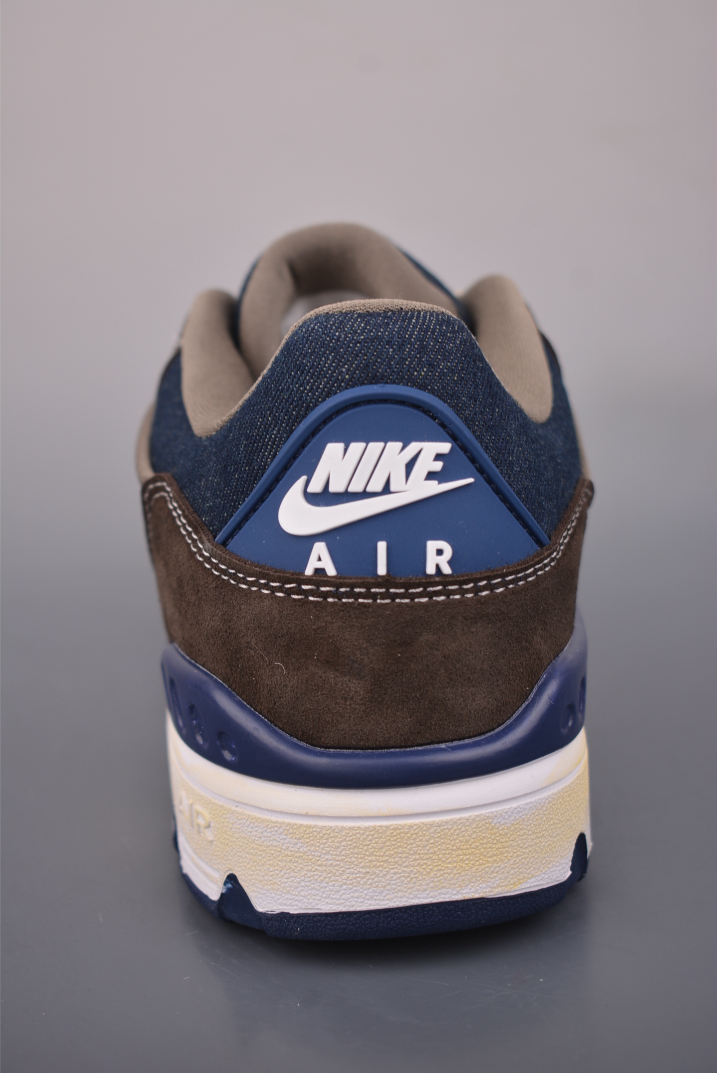 220 Nike x Levi's x NiAir Force 3 Low 柔软舒适低帮篮球鞋 HQ0262-004-Chinese UA Cheap High Quatity Brand Clothes Bags handbags Sneakers wholesale wholesaler seller from China Factory suppliers Fashion Clothing Shoes best Quality Beautiful Price 220 Nike x Levi's x NiAir Force 3 Low 柔软舒适低帮篮球鞋 HQ0262-004