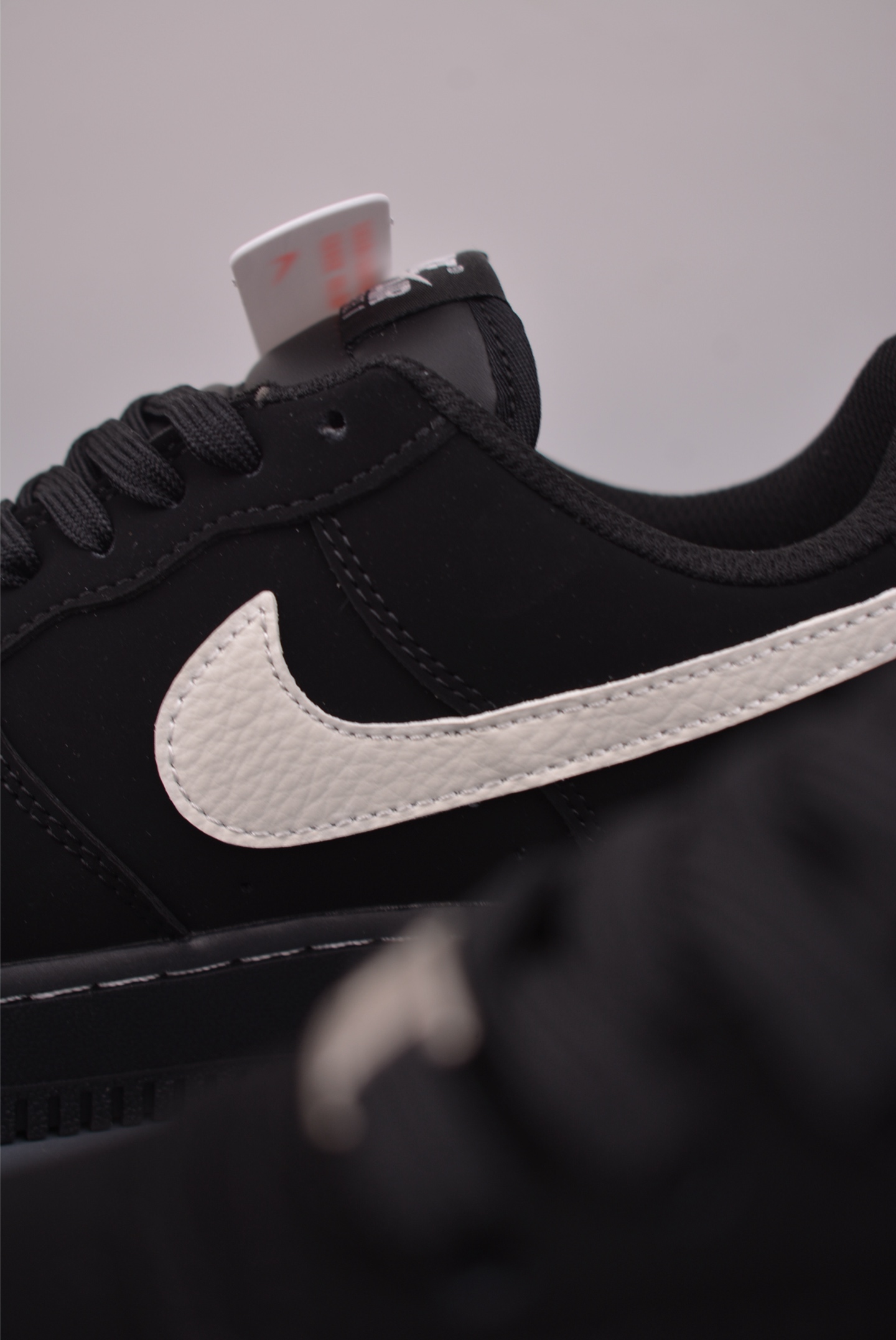 260 Nike Air Force 1 Low 黑白 NH0601-547