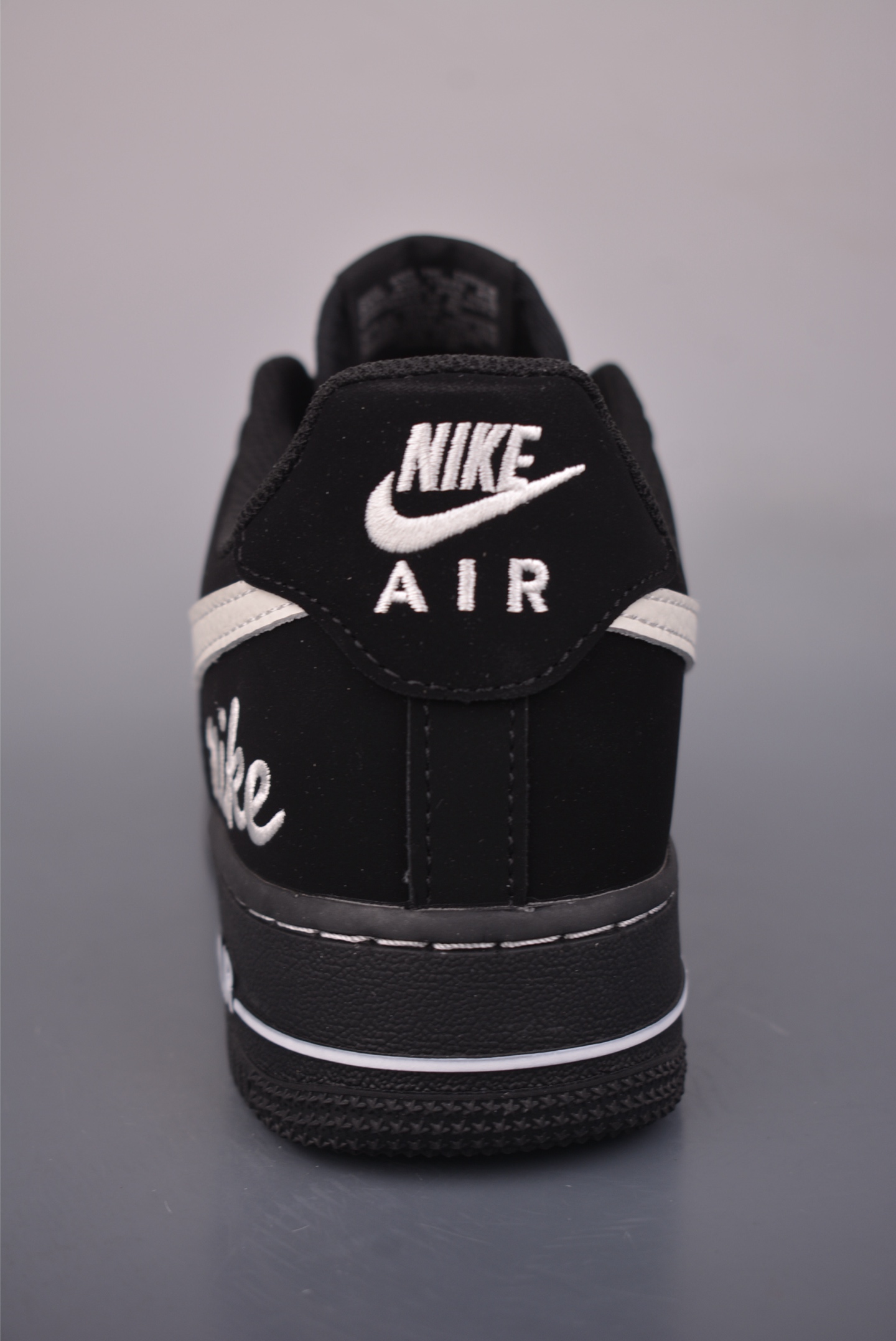 260 Nike Air Force 1 Low 黑白 NH0601-547