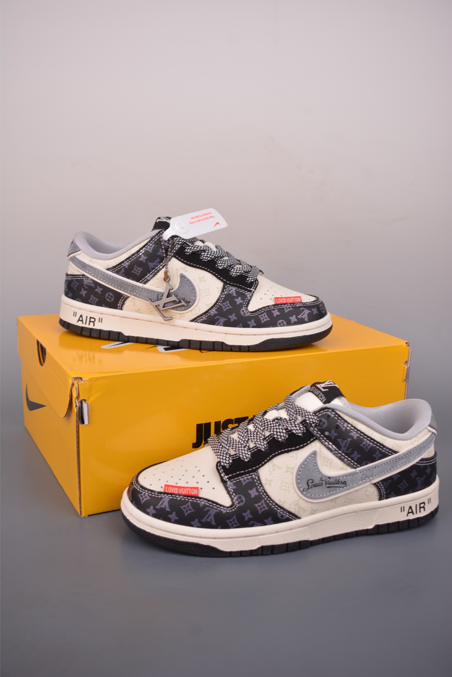 280 Nike SB Dunk Low LV联名 DN3168-035-Chinese UA Cheap High Quatity Brand Clothes Bags handbags Sneakers wholesale wholesaler seller from China Factory suppliers Fashion Clothing Shoes best Quality Beautiful Price 280 Nike SB Dunk Low LV联名 DN3168-035