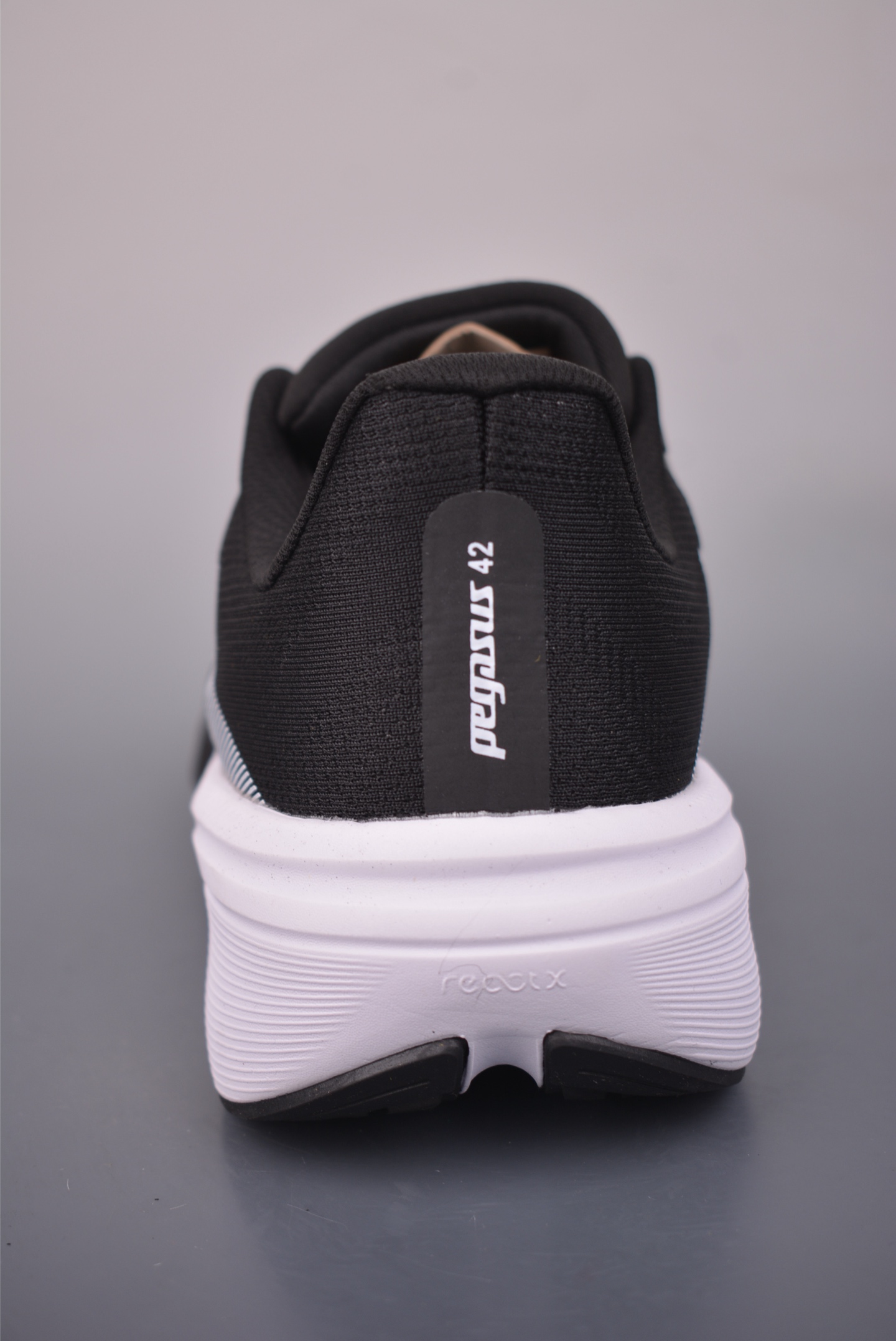200 Nike Zoom Pegasus 42 减震防滑耐磨透气 低帮跑步鞋 IB1873-Chinese UA Cheap High Quatity Brand Clothes Bags handbags Sneakers wholesale wholesaler seller from China Factory suppliers Fashion Clothing Shoes best Quality Beautiful Price 200 Nike Zoom Pegasus 42 减震防滑耐磨透气 低帮跑步鞋 IB1873