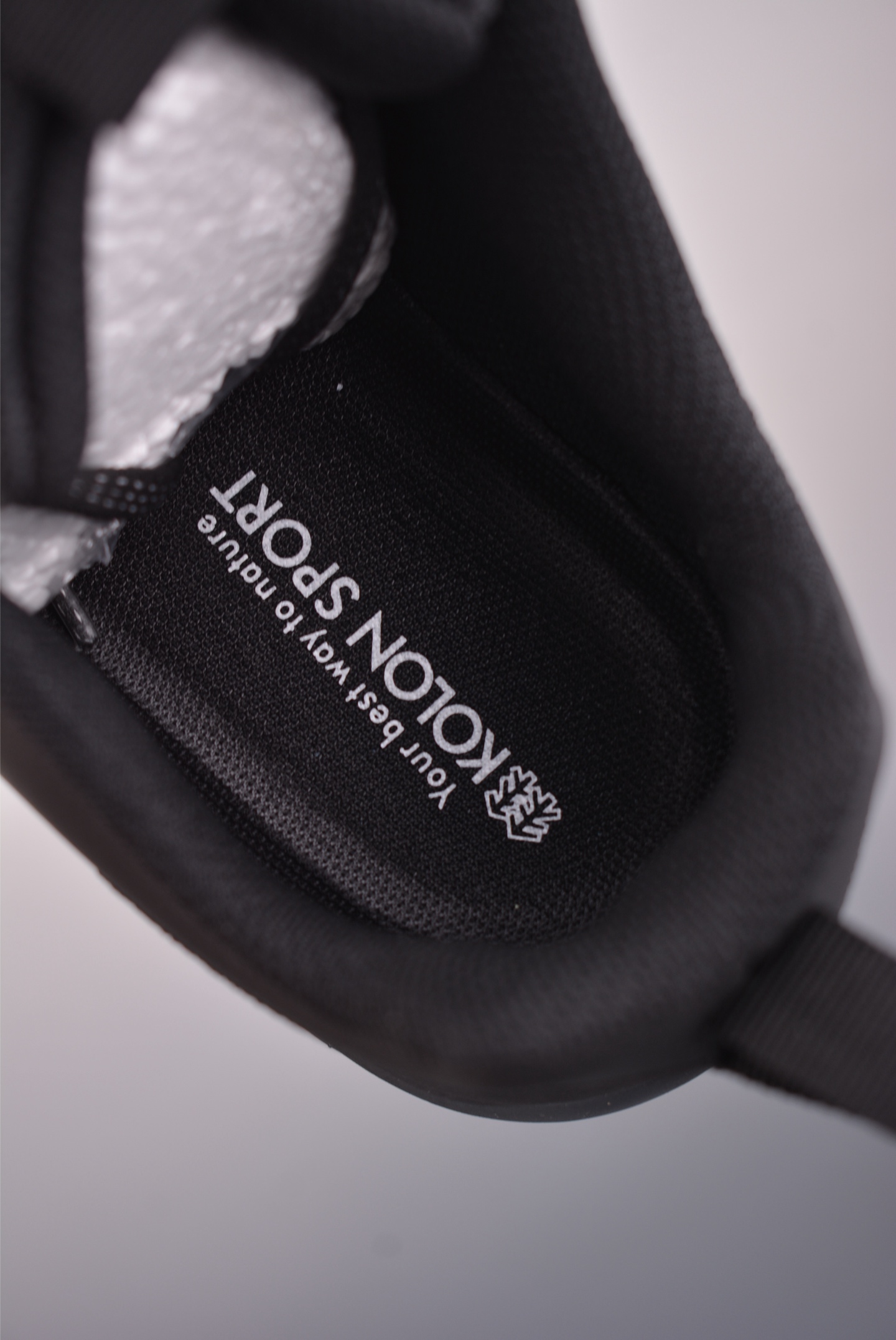 200 可隆 KOLON SPORT Element 舒适柔软 防水撑轻回弹 低帮徒步鞋 男款黑色 长距离越野徒步户外运动跑鞋 LHFC5AT418