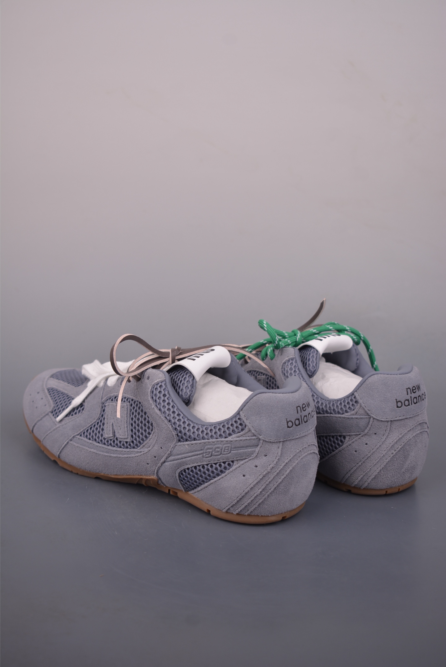 350 Miu Miu缪缪 x New Balance NB530 联名复古运动休闲阿甘德训鞋 ECAP523059B29-Chinese UA Cheap High Quatity Brand Clothes Bags handbags Sneakers wholesale wholesaler seller from China Factory suppliers Fashion Clothing Shoes best Quality Beautiful Price 350 Miu Miu缪缪 x New Balance NB530 联名复古运动休闲阿甘德训鞋 ECAP523059B29