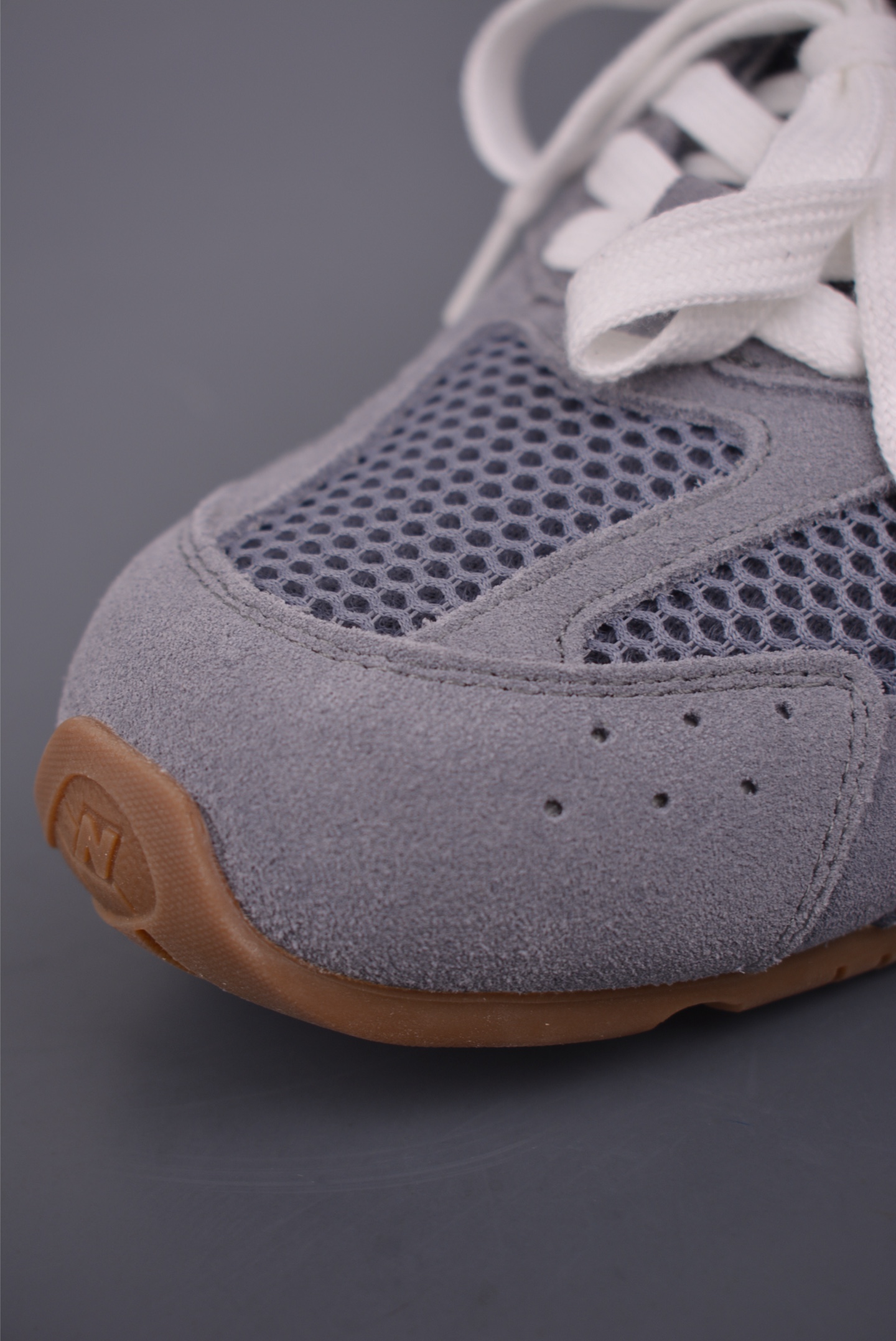 350 Miu Miu缪缪 x New Balance NB530 联名复古运动休闲阿甘德训鞋 ECAP523059B29-Chinese UA Cheap High Quatity Brand Clothes Bags handbags Sneakers wholesale wholesaler seller from China Factory suppliers Fashion Clothing Shoes best Quality Beautiful Price 350 Miu Miu缪缪 x New Balance NB530 联名复古运动休闲阿甘德训鞋 ECAP523059B29