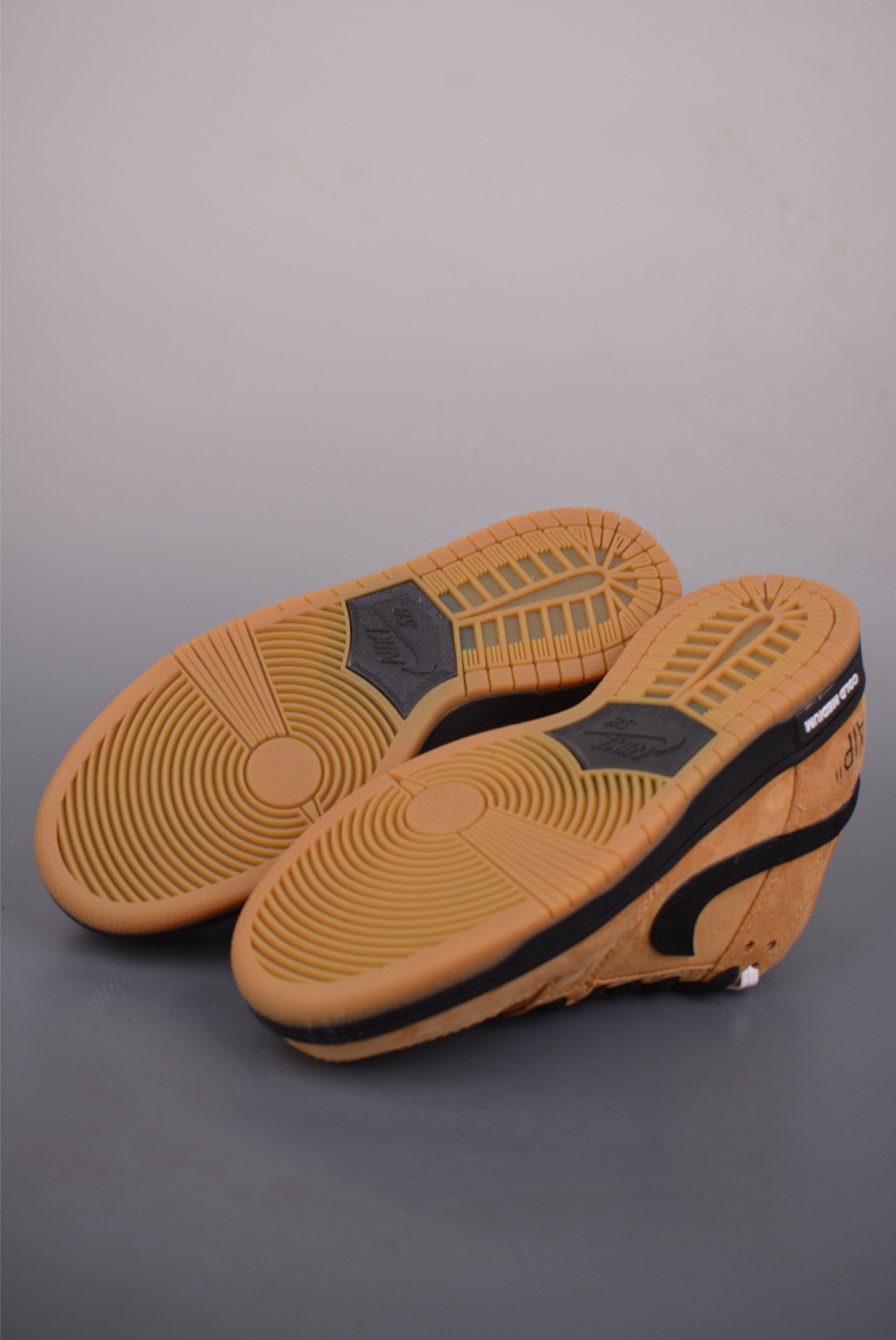 200 Nike SB Dunk Low BQ6817-204-Chinese UA Cheap High Quatity Brand Clothes Bags handbags Sneakers wholesale wholesaler seller from China Factory suppliers Fashion Clothing Shoes best Quality Beautiful Price 200 Nike SB Dunk Low BQ6817-204
