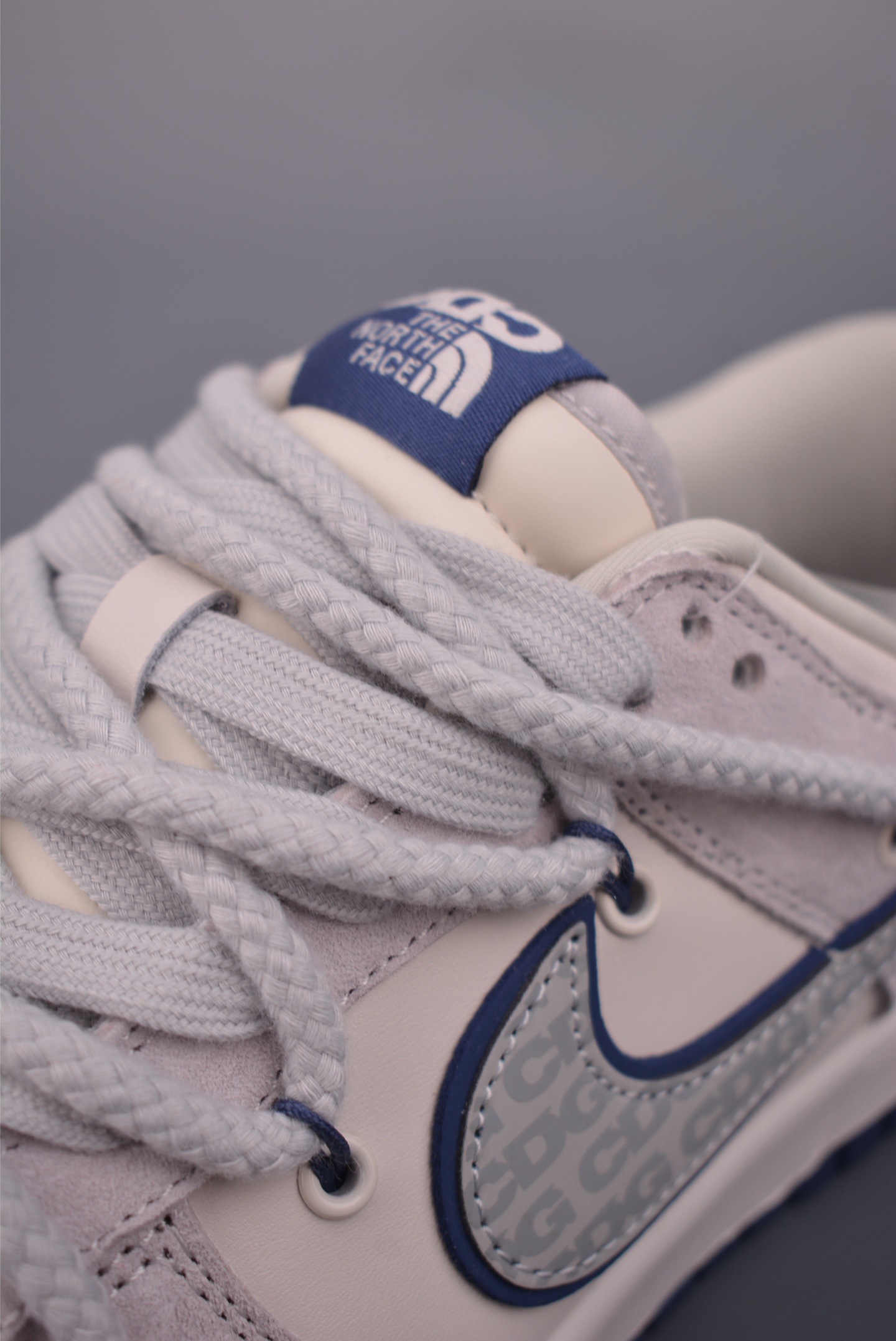 300 Nike SB Dunk Low 北面联名 解构绑带 XX2025-311-Chinese UA Cheap High Quatity Brand Clothes Bags handbags Sneakers wholesale wholesaler seller from China Factory suppliers Fashion Clothing Shoes best Quality Beautiful Price 300 Nike SB Dunk Low 北面联名 解构绑带 XX2025-311