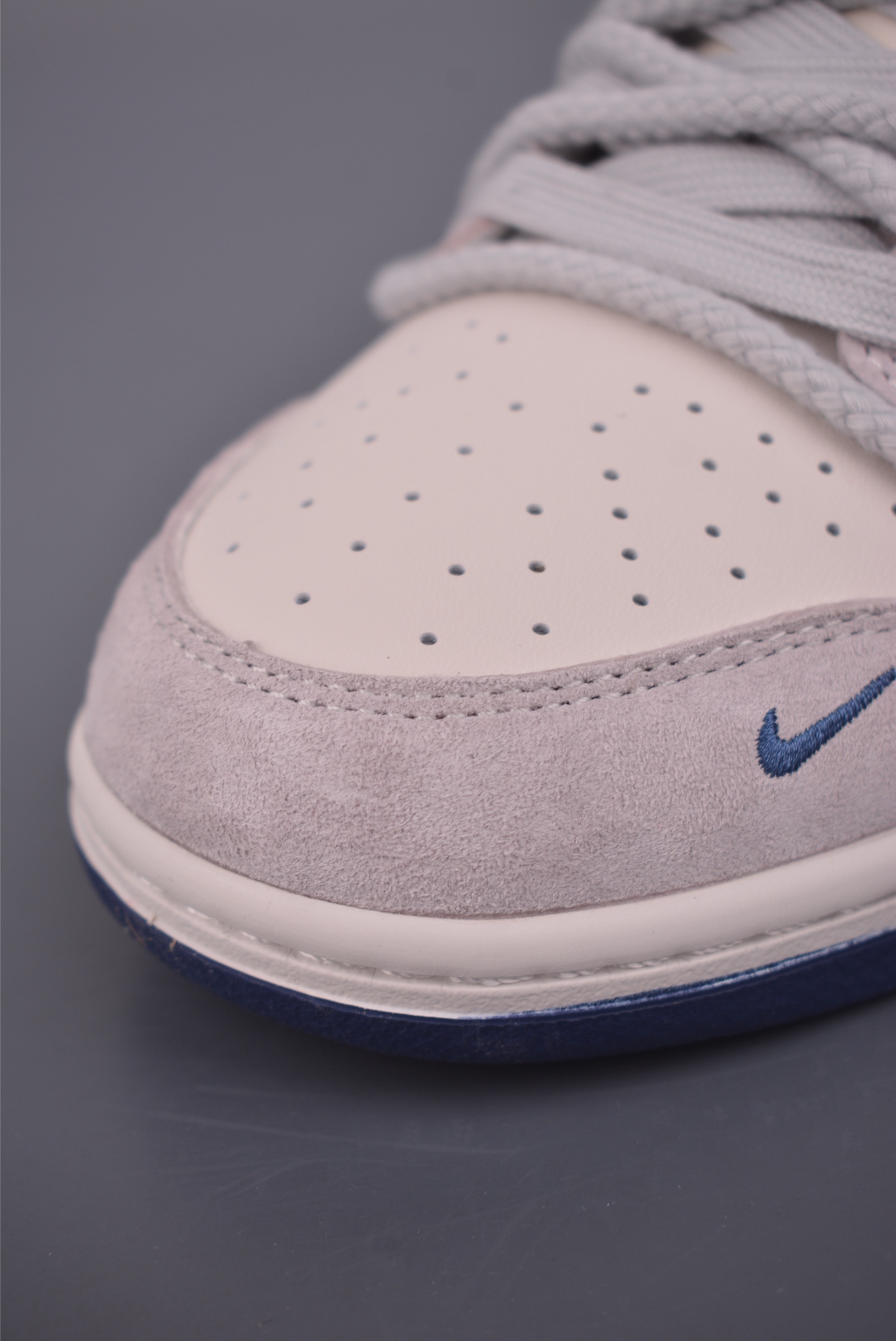 300 Nike SB Dunk Low 北面联名 解构绑带 XX2025-311-Chinese UA Cheap High Quatity Brand Clothes Bags handbags Sneakers wholesale wholesaler seller from China Factory suppliers Fashion Clothing Shoes best Quality Beautiful Price 300 Nike SB Dunk Low 北面联名 解构绑带 XX2025-311