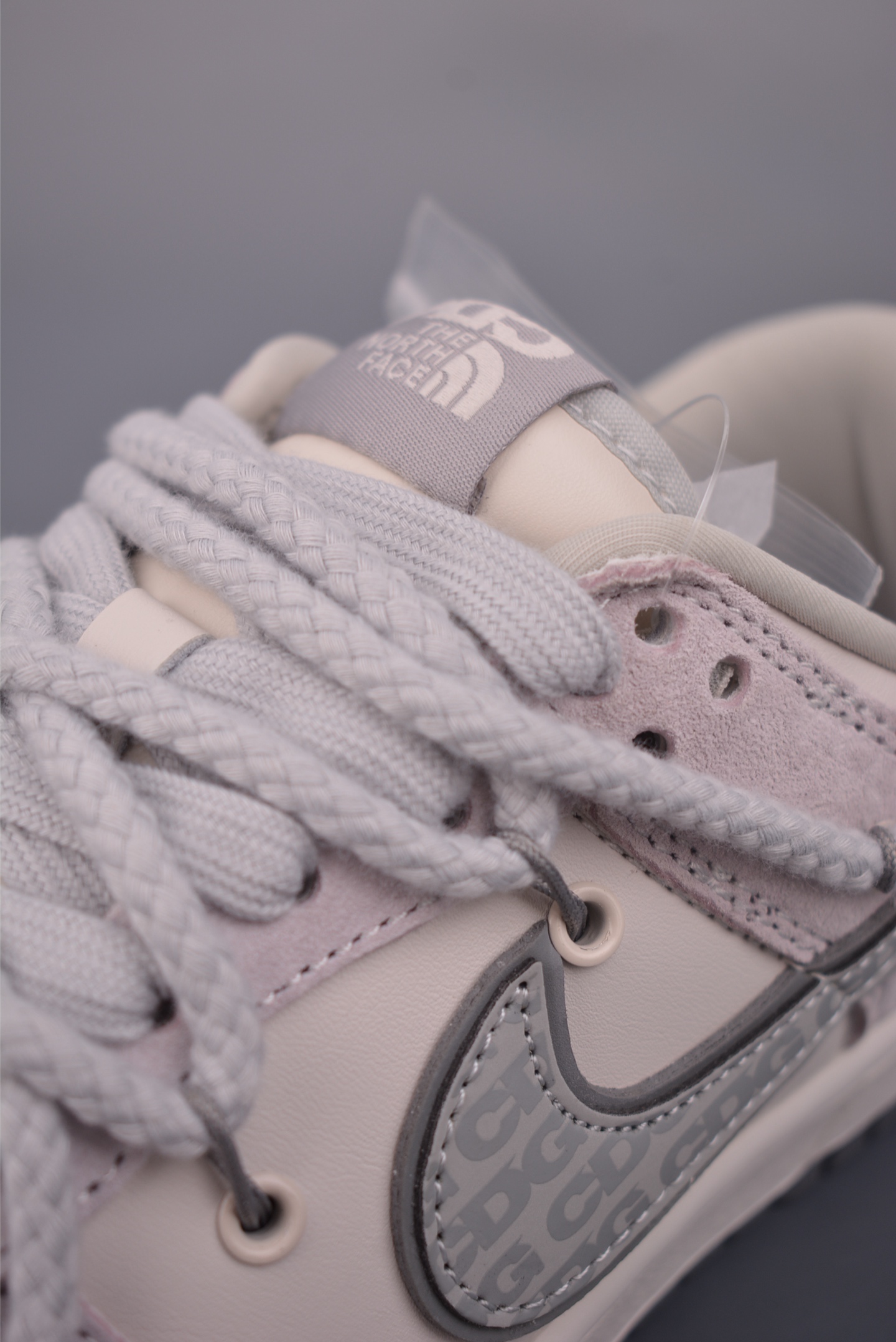 300 Nike SB Dunk Low 北面联名 解构绑带 XX2025-327-Chinese UA Cheap High Quatity Brand Clothes Bags handbags Sneakers wholesale wholesaler seller from China Factory suppliers Fashion Clothing Shoes best Quality Beautiful Price 300 Nike SB Dunk Low 北面联名 解构绑带 XX2025-327