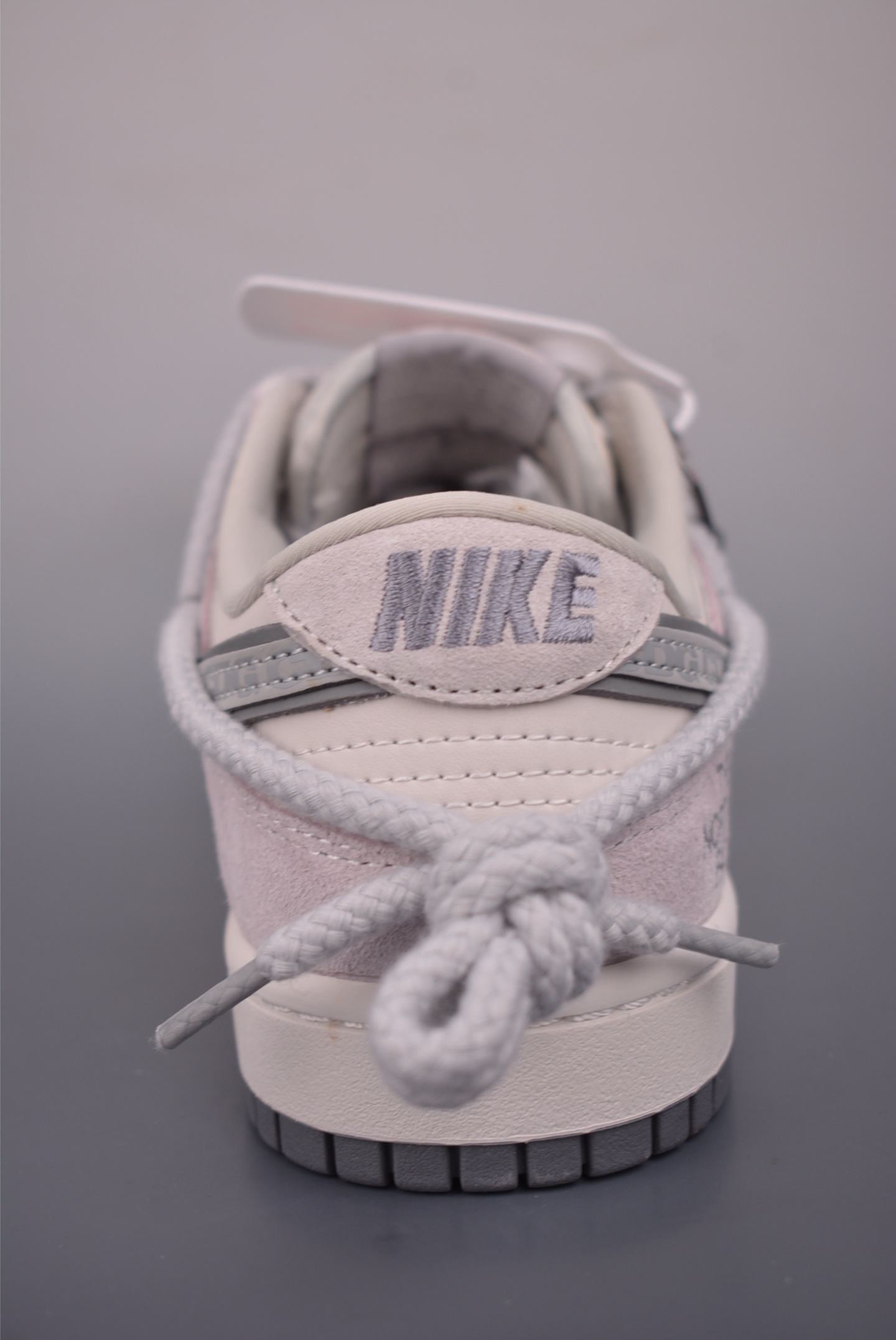 300 Nike SB Dunk Low 北面联名 解构绑带 XX2025-327-Chinese UA Cheap High Quatity Brand Clothes Bags handbags Sneakers wholesale wholesaler seller from China Factory suppliers Fashion Clothing Shoes best Quality Beautiful Price 300 Nike SB Dunk Low 北面联名 解构绑带 XX2025-327