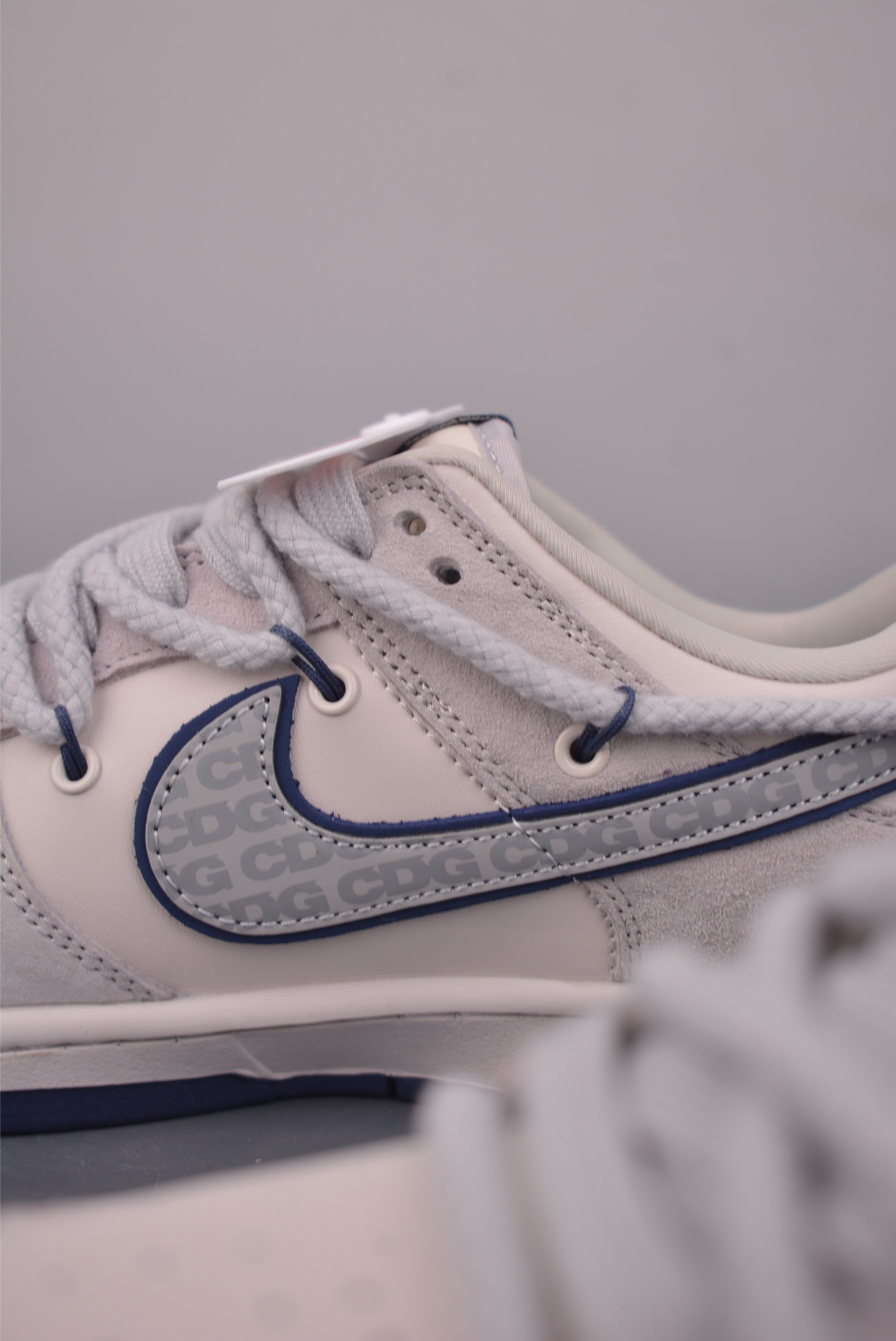 300 Nike SB Dunk Low 北面联名 解构绑带 XX2025-311-Chinese UA Cheap High Quatity Brand Clothes Bags handbags Sneakers wholesale wholesaler seller from China Factory suppliers Fashion Clothing Shoes best Quality Beautiful Price 300 Nike SB Dunk Low 北面联名 解构绑带 XX2025-311