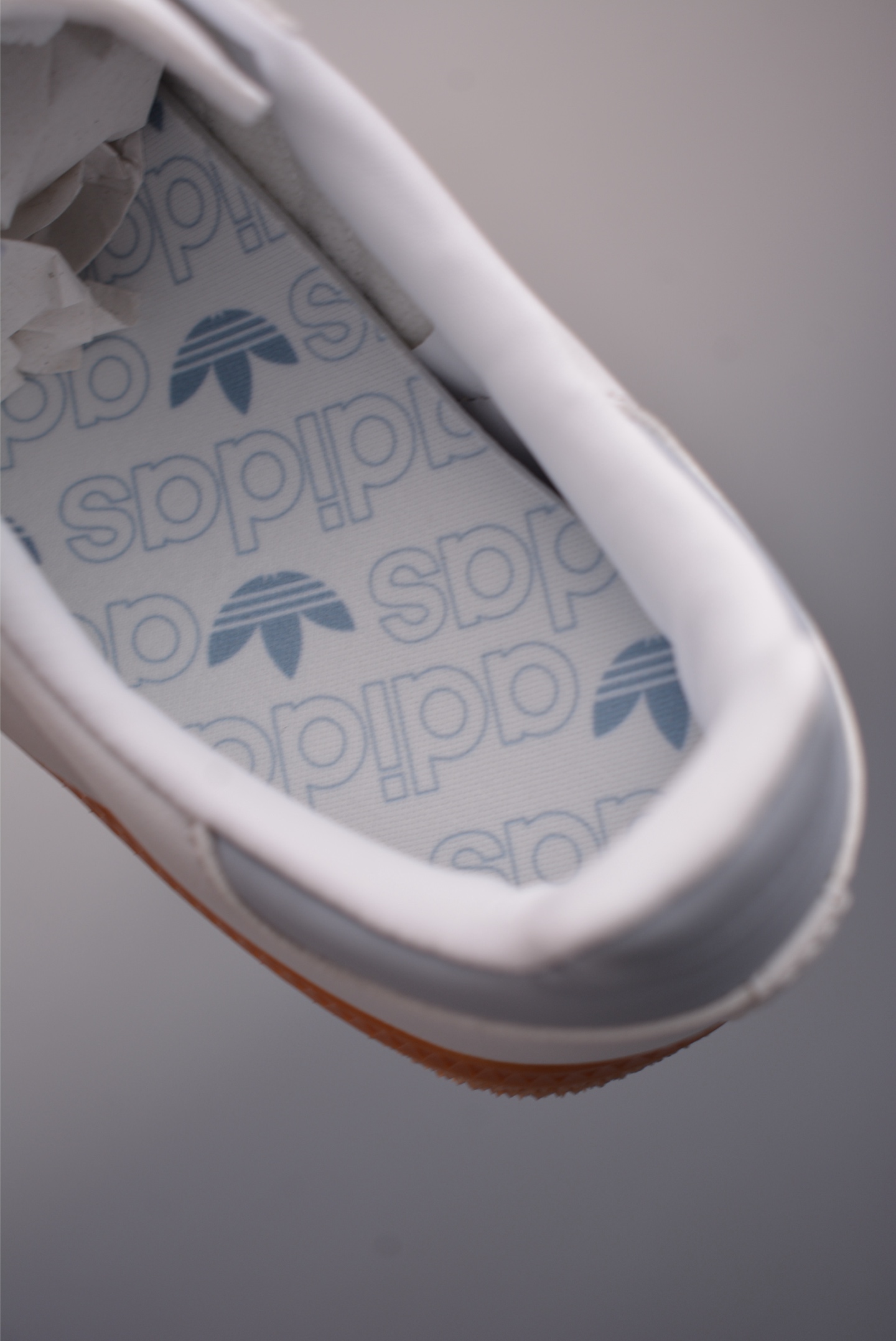 140 Adidas三叶草SAMBA 休闲板鞋 IE0877